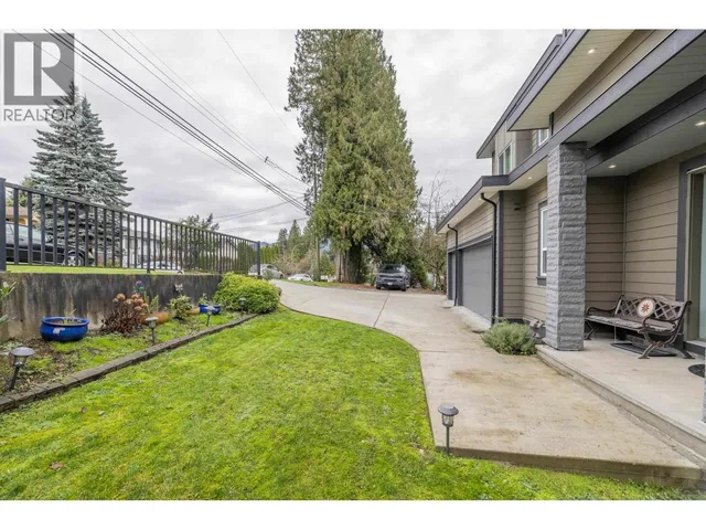 1025 RANCH PARK WAY, Coquitlam 5