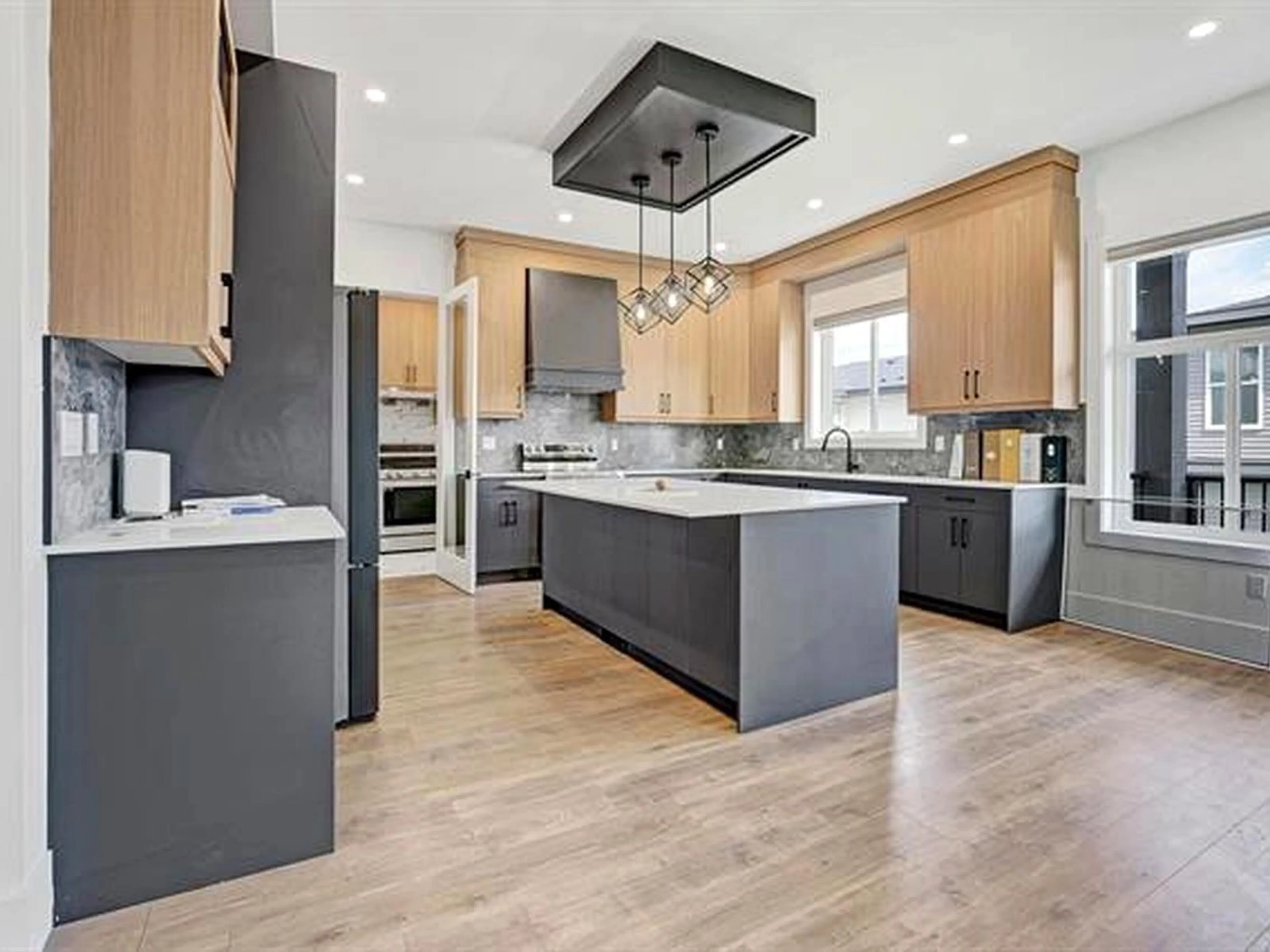 Open concept kitchen, unknown for 14739 62 AVENUE, Surrey British Columbia V3S6N4