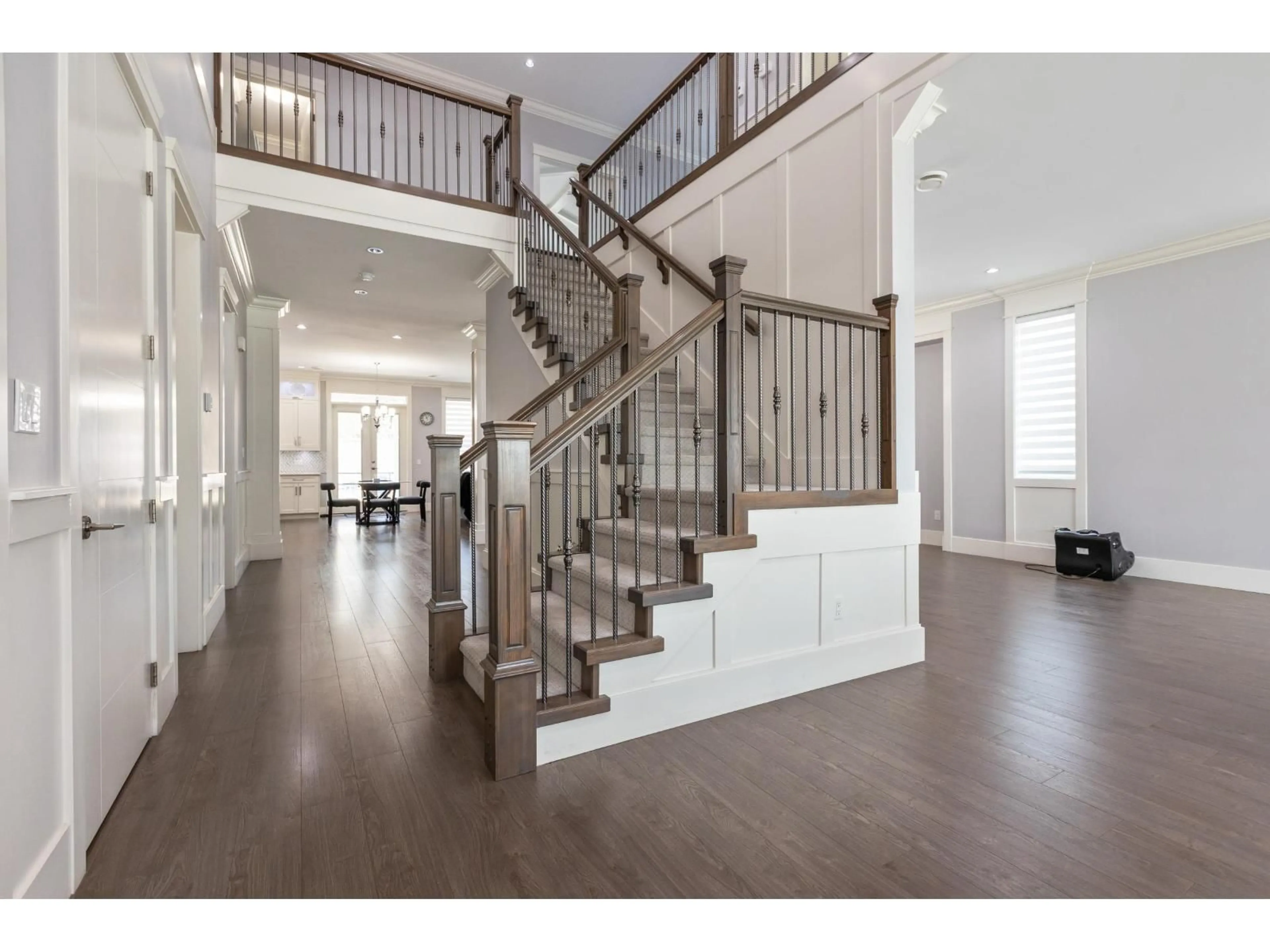 Unknown for 18833 54A AVENUE, Surrey British Columbia V3S6R4