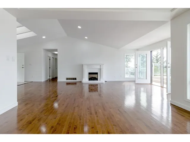 42025 NIKADA DRIVE, Yarrow 4