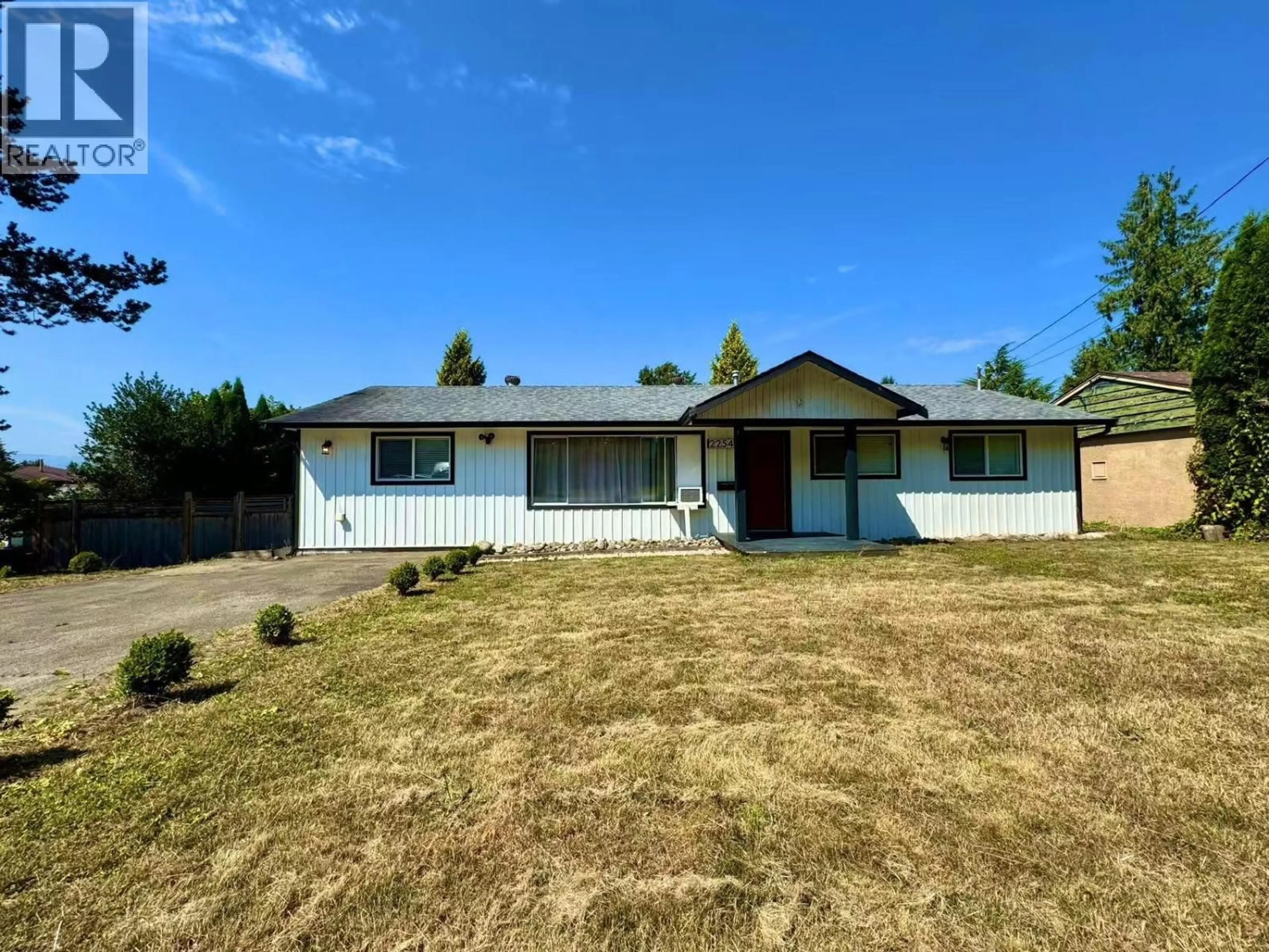 A pic from outside/outdoor area/front of a property/back of a property/a pic from drone, street for 22543 123 AVENUE, Maple Ridge British Columbia V2X4E3