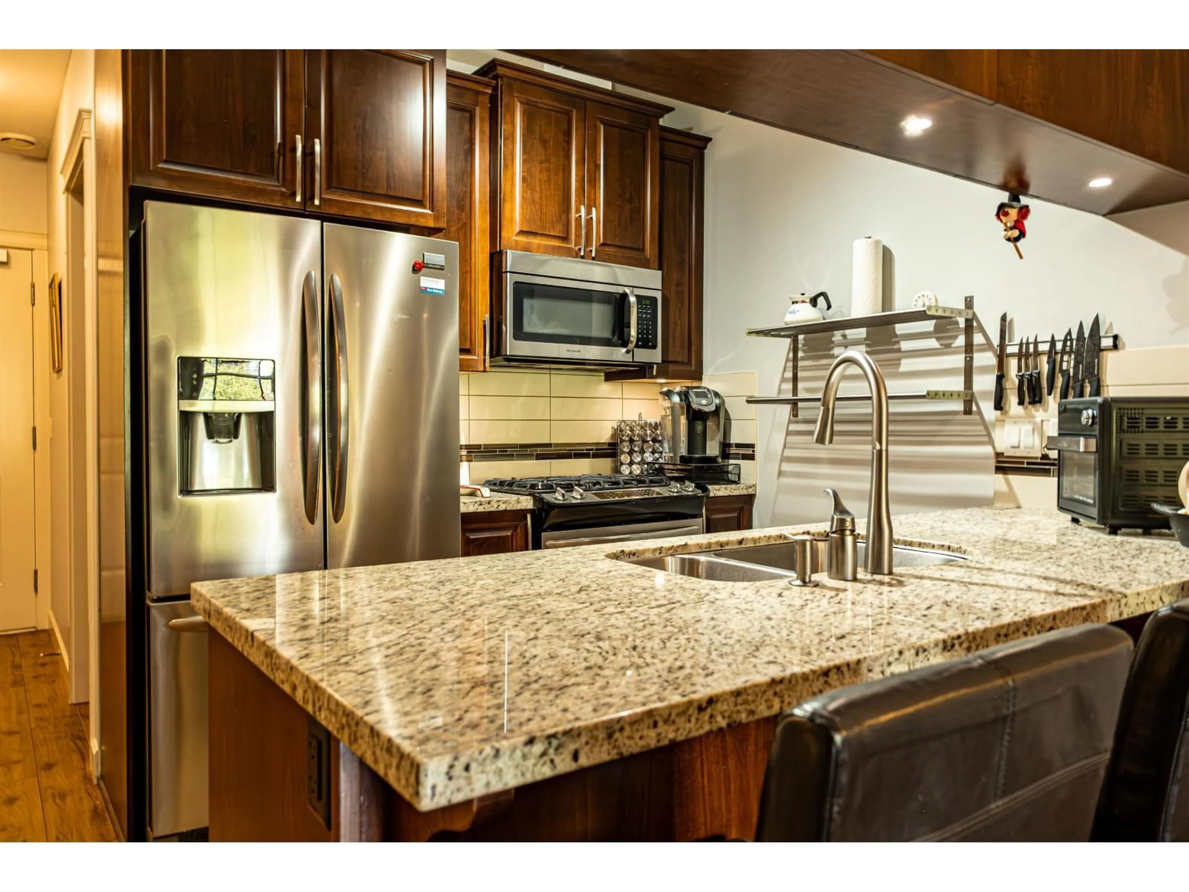 Open concept kitchen, ceramic/tile floor for 216 - 8067 207 STREET, Langley British Columbia V2Y0N9