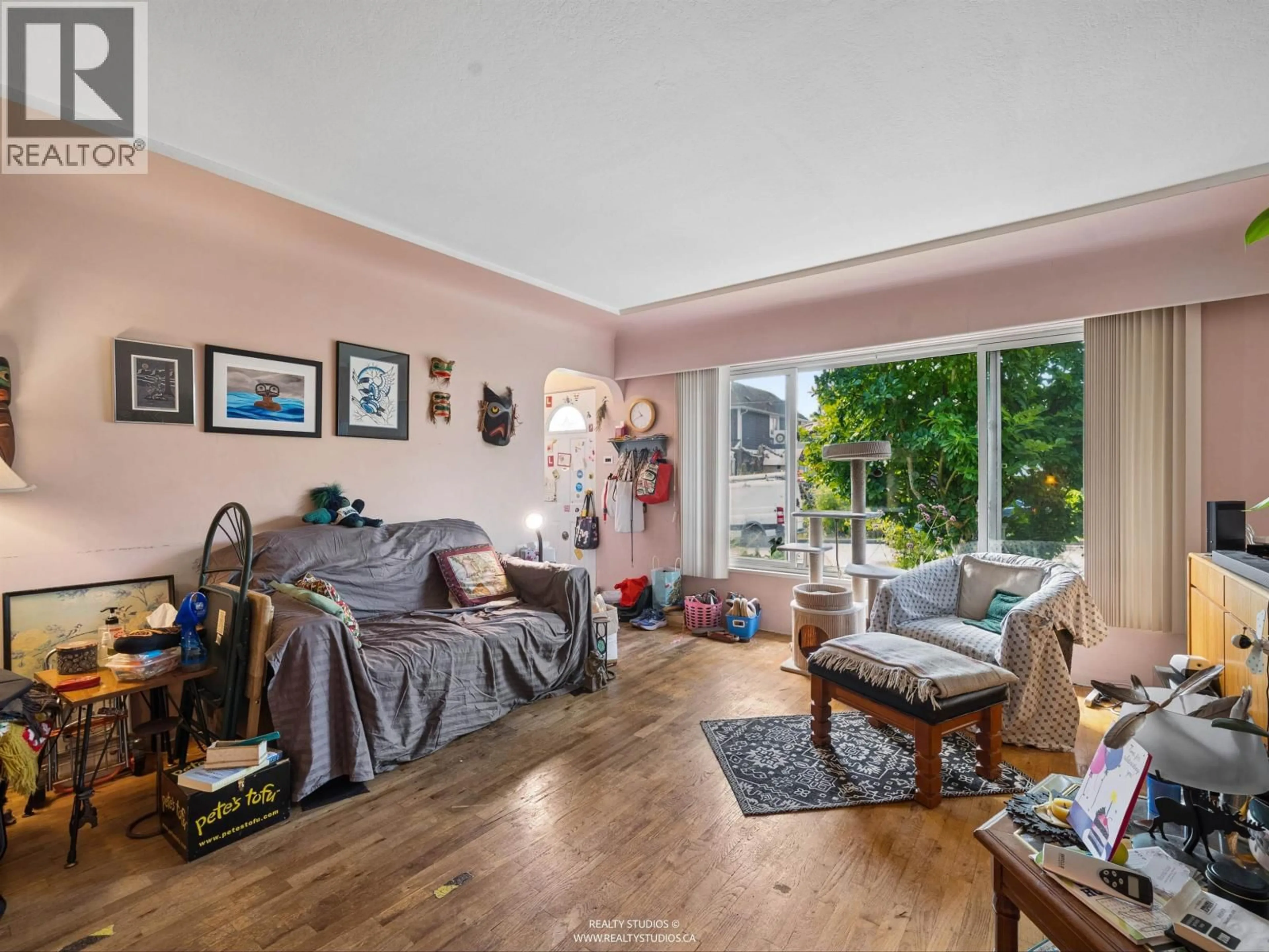 Living room with furniture, unknown for 2231 25TH AVENUE, Vancouver British Columbia V5N2V7