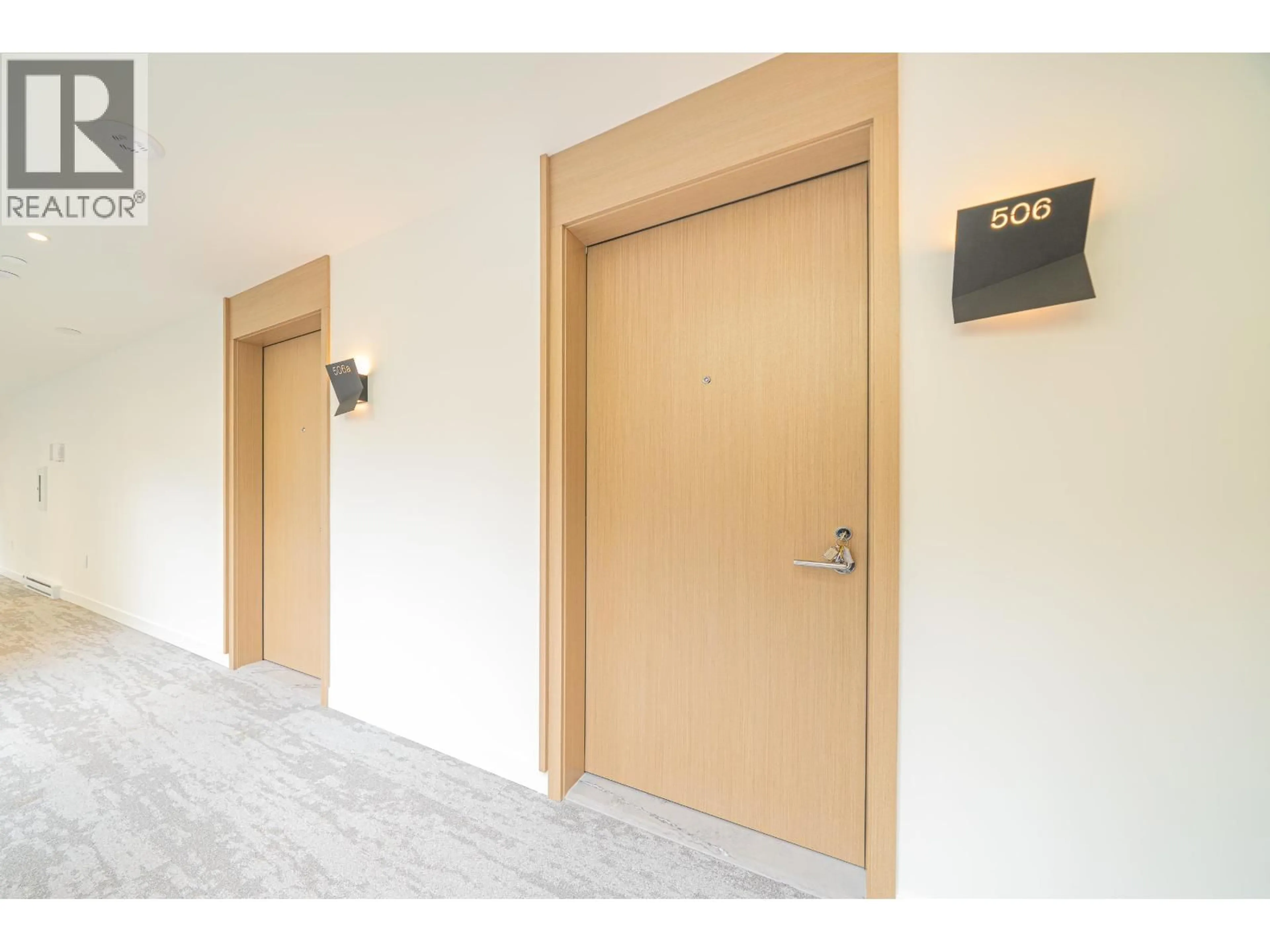 Indoor foyer for 505/506 - 3963 UPLANDS WAY, West Vancouver British Columbia V7S0B6