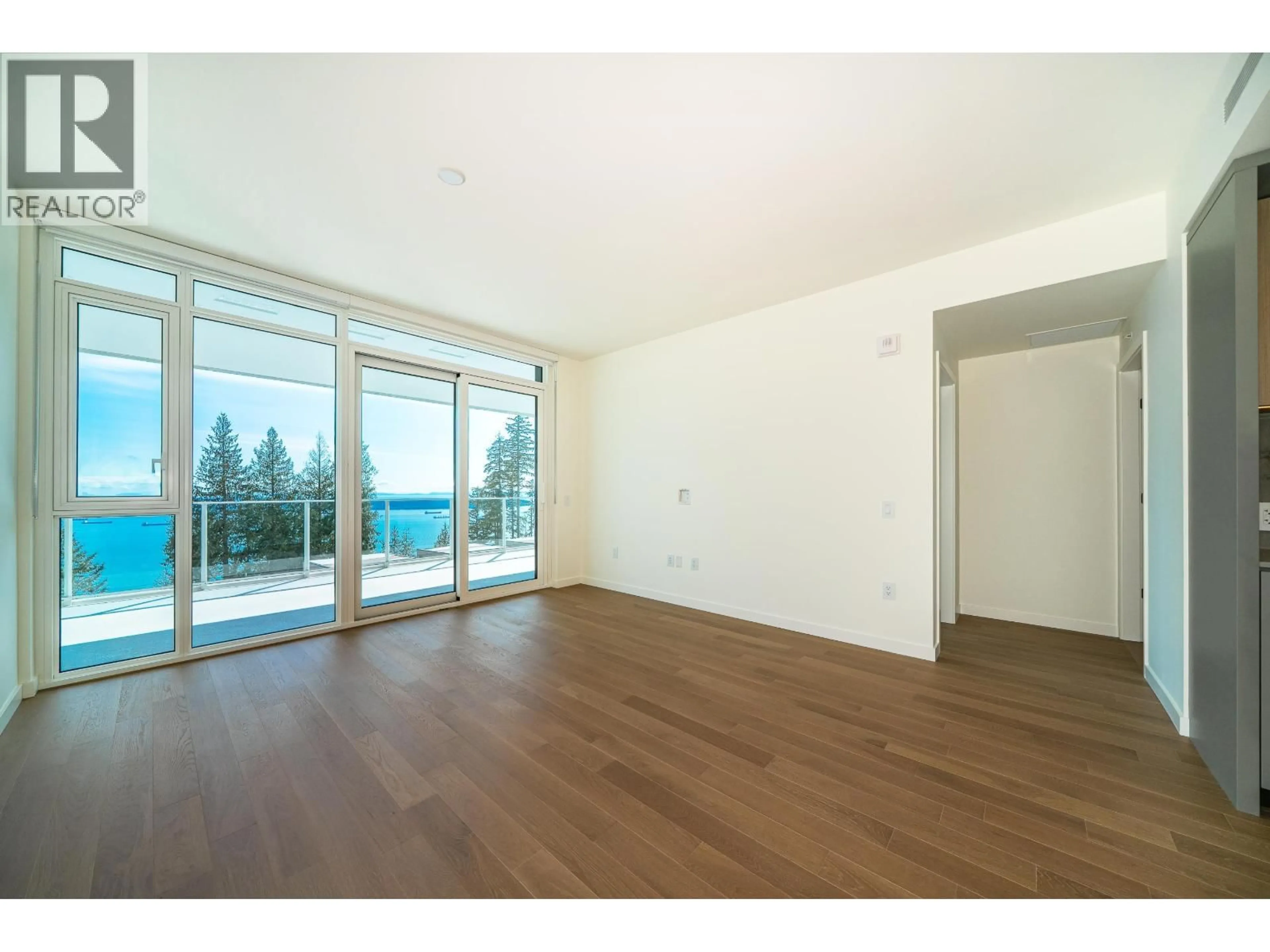 A pic of a room for 505/506 - 3963 UPLANDS WAY, West Vancouver British Columbia V7S0B6