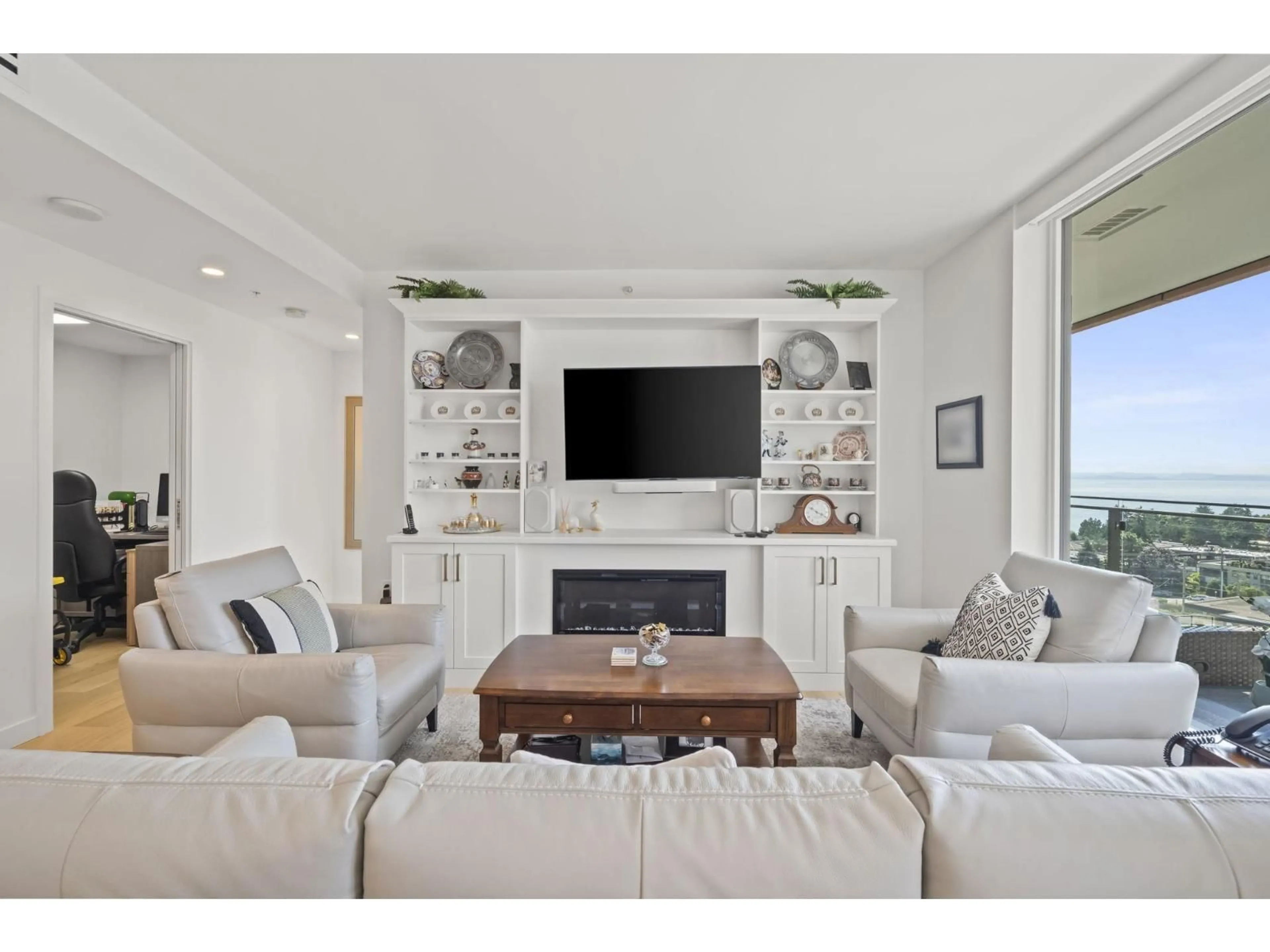Home theater for 907 - 1439 GEORGE STREET, White Rock British Columbia V4B0B9