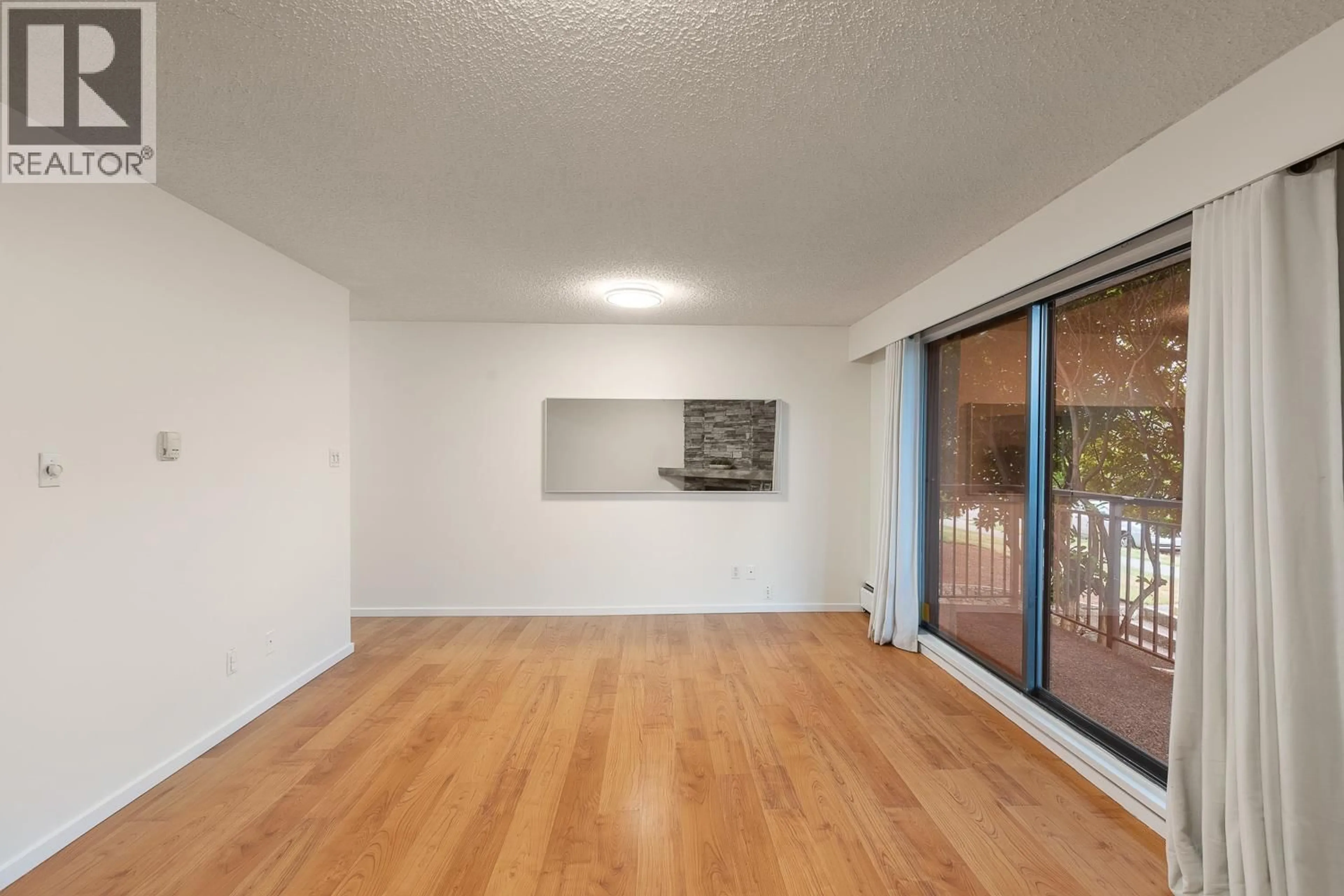 A pic of a room for 102 - 425 ASH STREET, New Westminster British Columbia V3M3N2