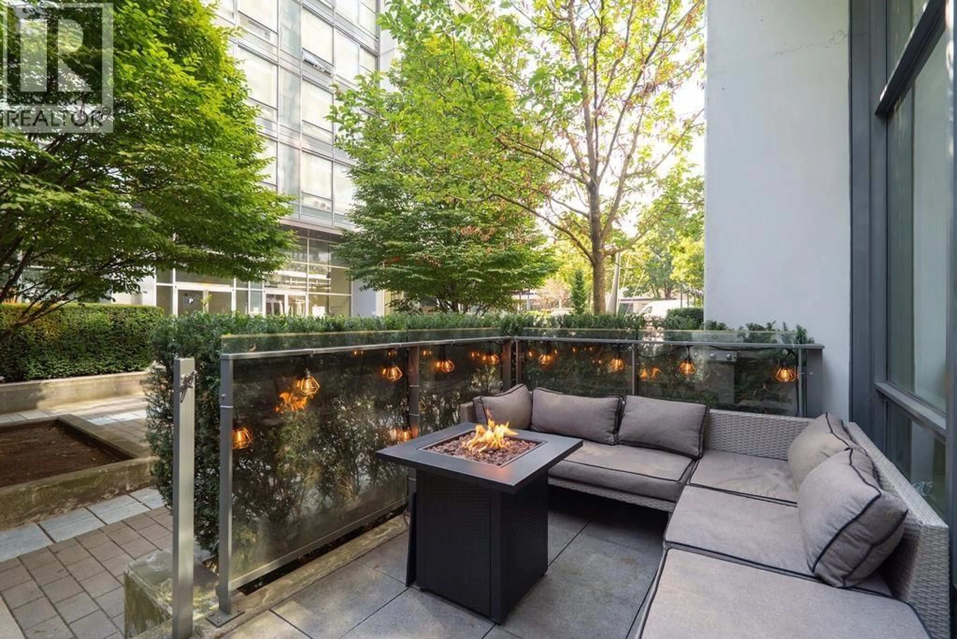 Patio, unknown for 155 2ND AVENUE, Vancouver British Columbia V5Y0L8