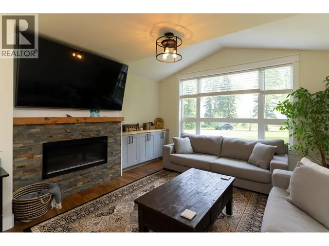 9611 KELLY ROAD, Prince George 3
