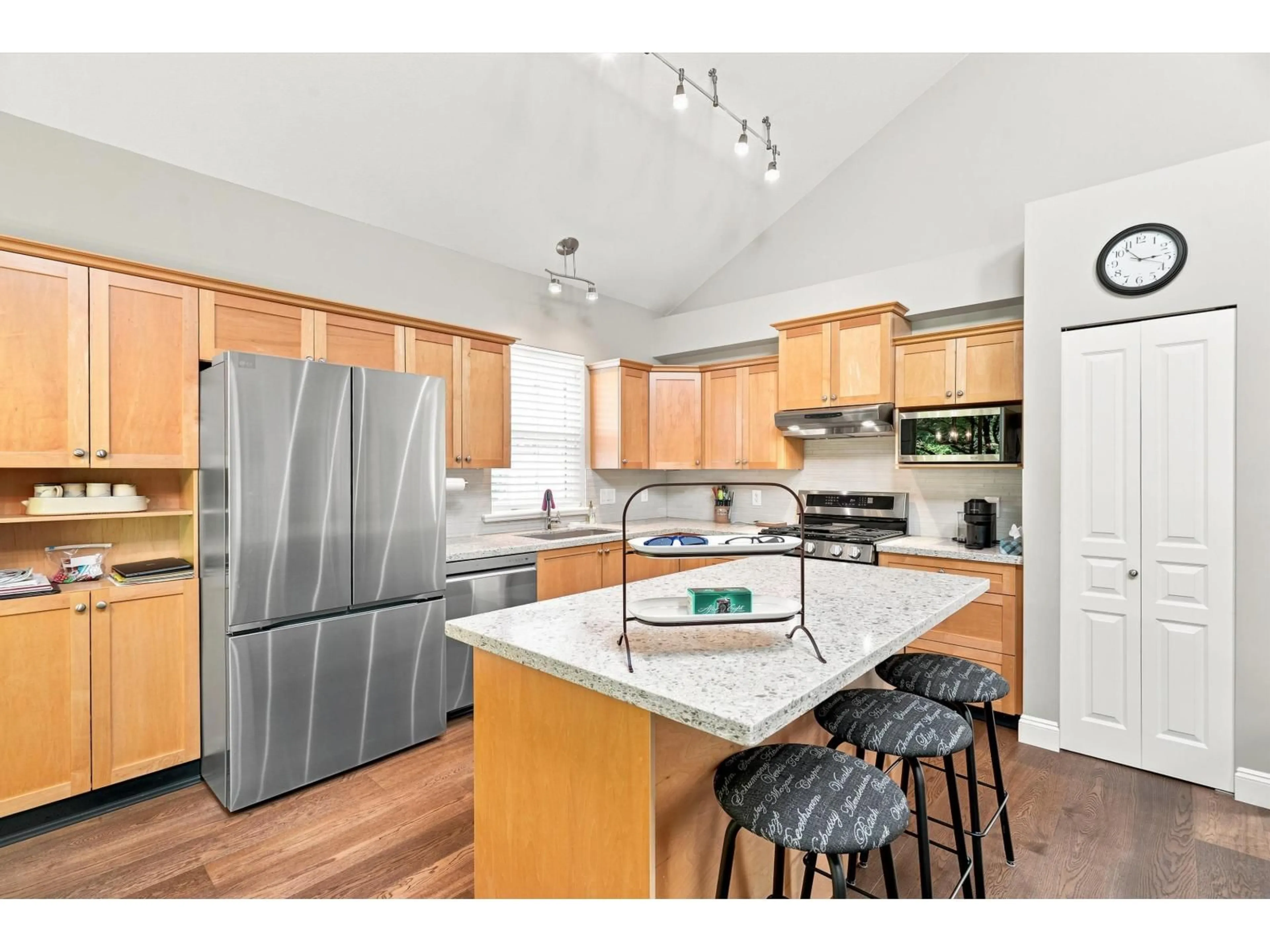 Open concept kitchen, unknown for 22 - 3500 144 STREET, Surrey British Columbia V4P3J6