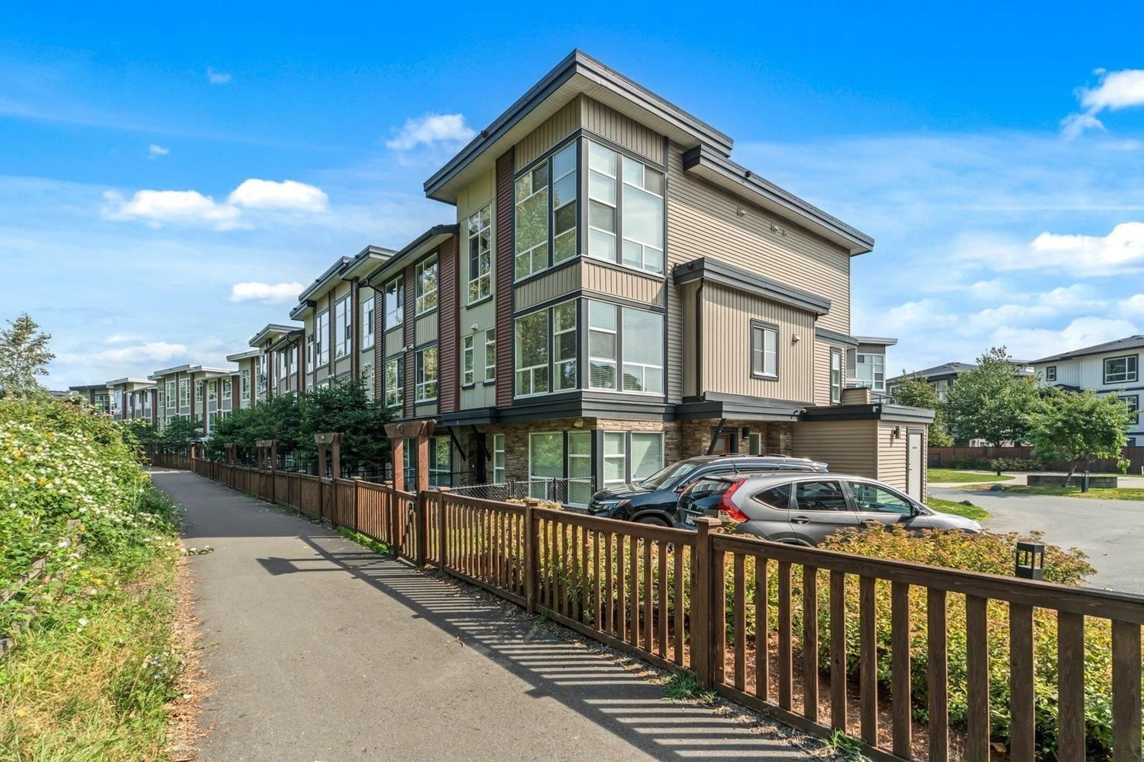A pic from outside/outdoor area/front of a property/back of a property/a pic from drone, street for 11 - 8413 MIDTOWN WAY, Chilliwack British Columbia V2P0G7