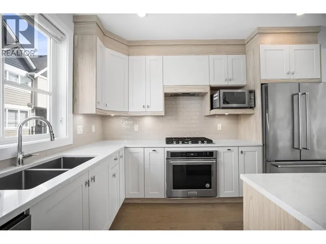 7 - 5377 8A AVENUE, Delta 5