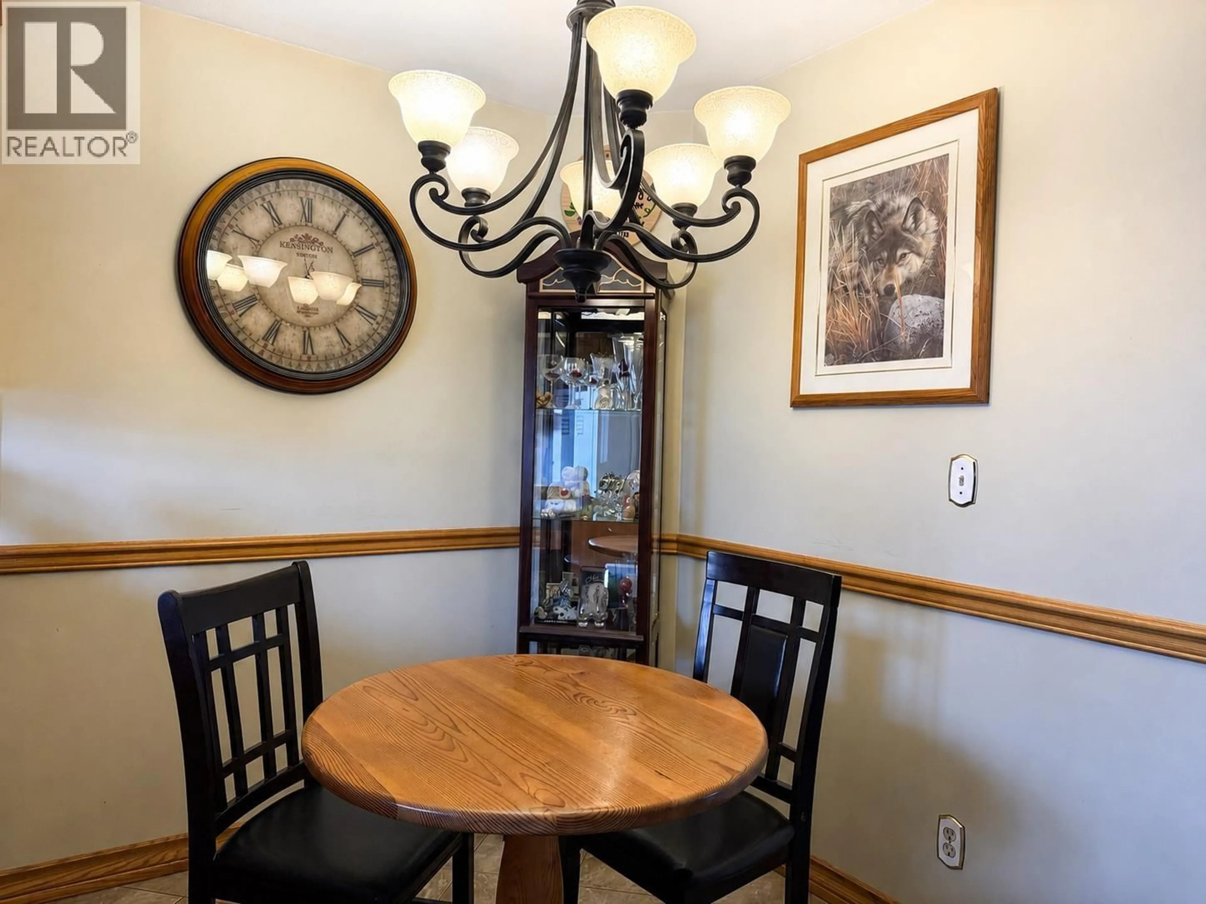 Dining room, wood/laminate floor for 785 IRWIN STREET, Prince George British Columbia V2M2X6