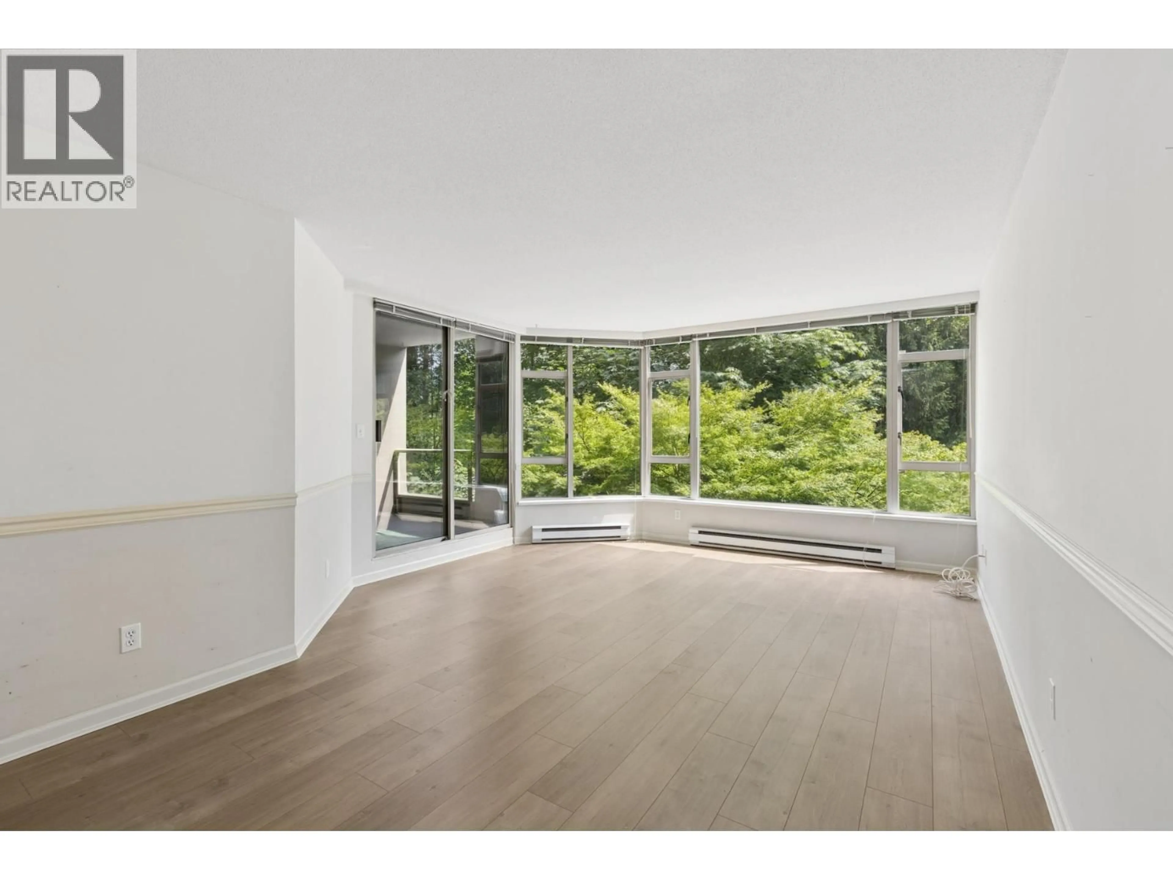 A pic of a room for 308 - 1327 KEITH ROAD, North Vancouver British Columbia V7J3T5