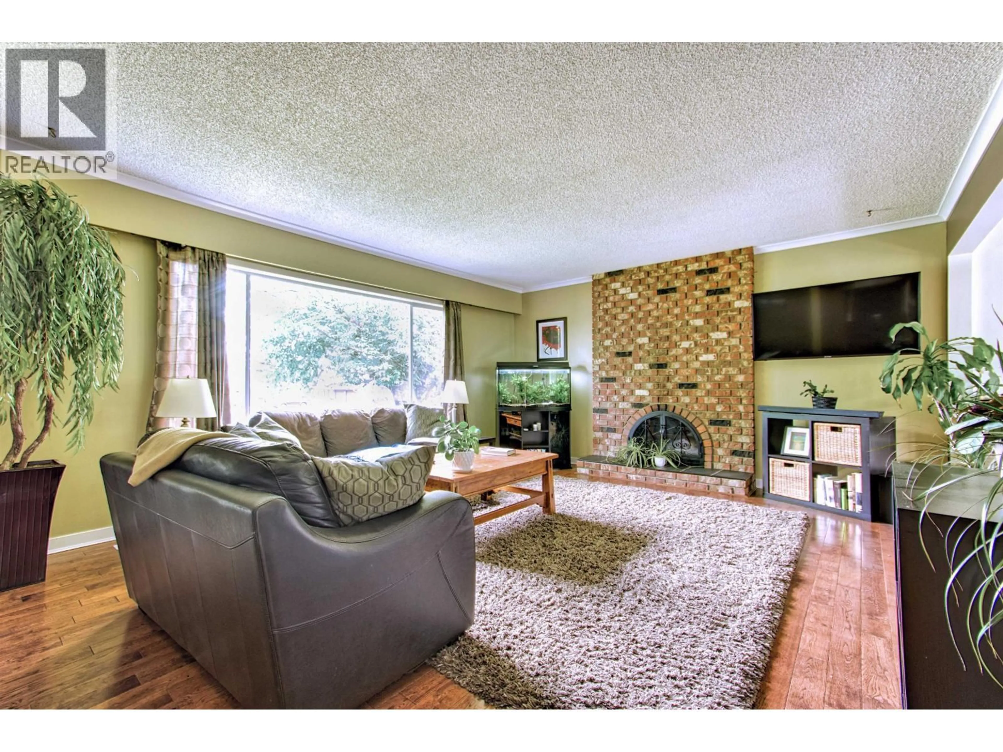 Living room with furniture, unknown for 18843 120 AVENUE, Pitt Meadows British Columbia V3Y1W5