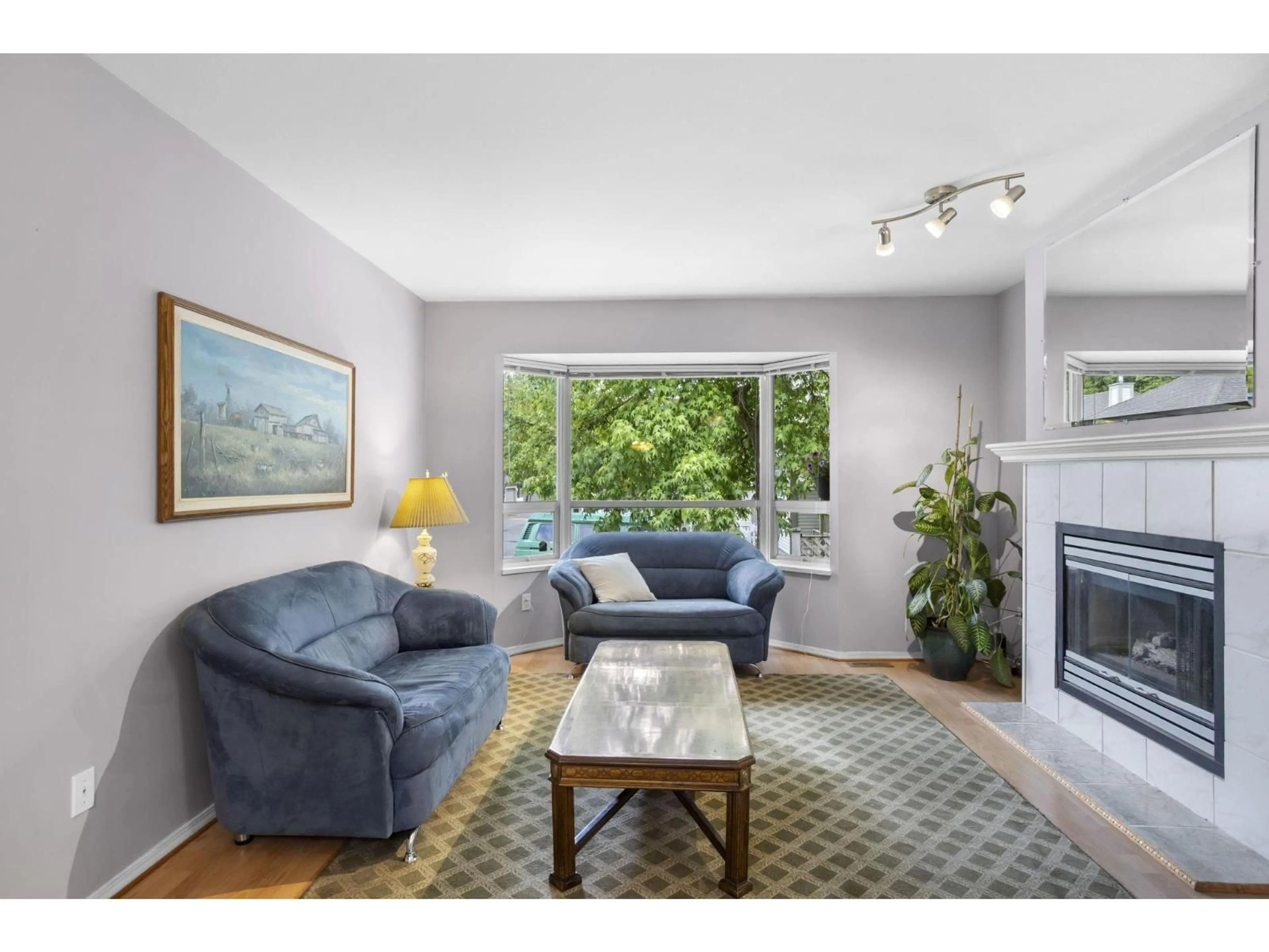 Living room with furniture, unknown for 12 - 16318 82 AVENUE, Surrey British Columbia V4N0N9