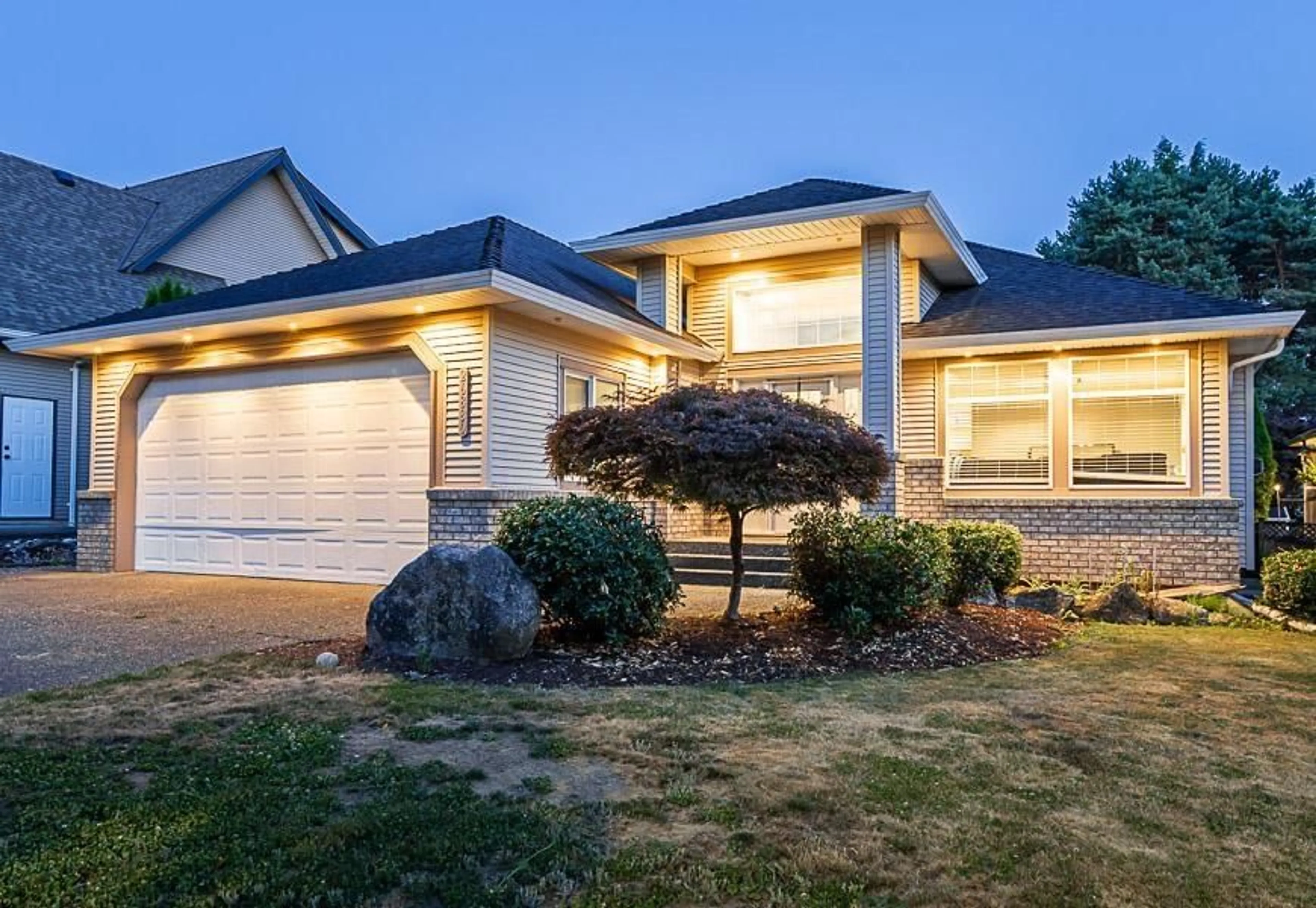 Home with vinyl exterior material, street for 26880 25A AVENUE, Langley British Columbia V4W4A2