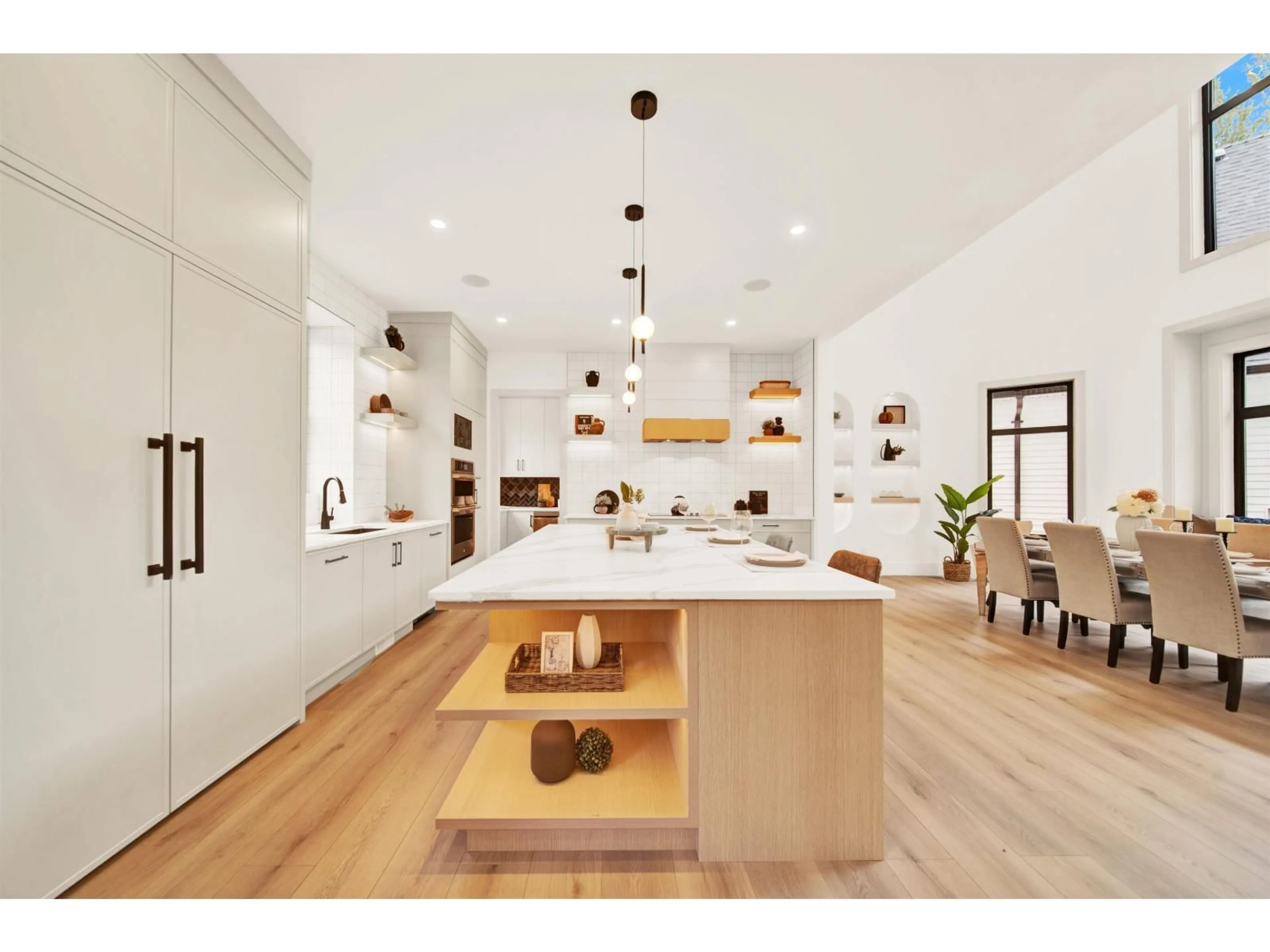 Open concept kitchen, wood/laminate floor for 20141 GRADE CRESCENT, Langley British Columbia V3A4J5