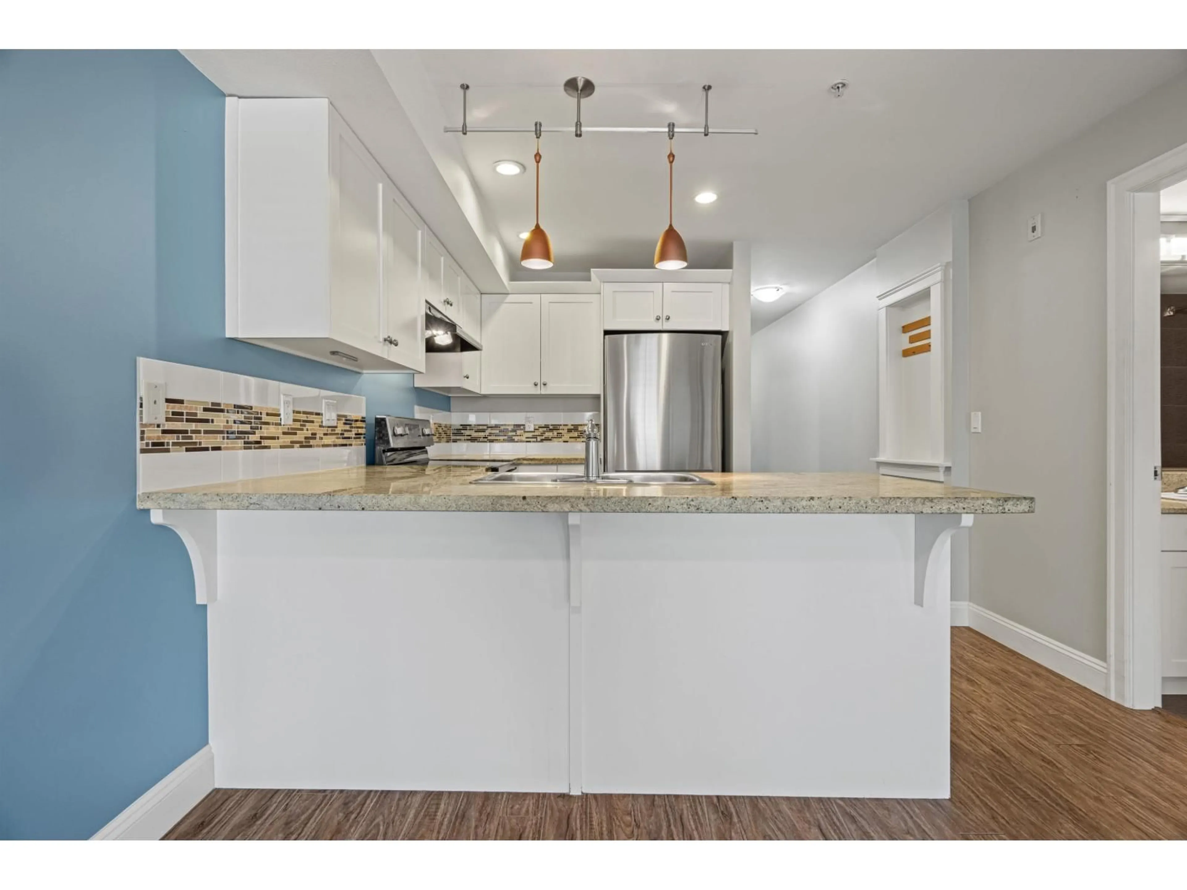 Open concept kitchen, unknown for 301 - 45640 ALMA AVENUE, Chilliwack British Columbia V2R0P8