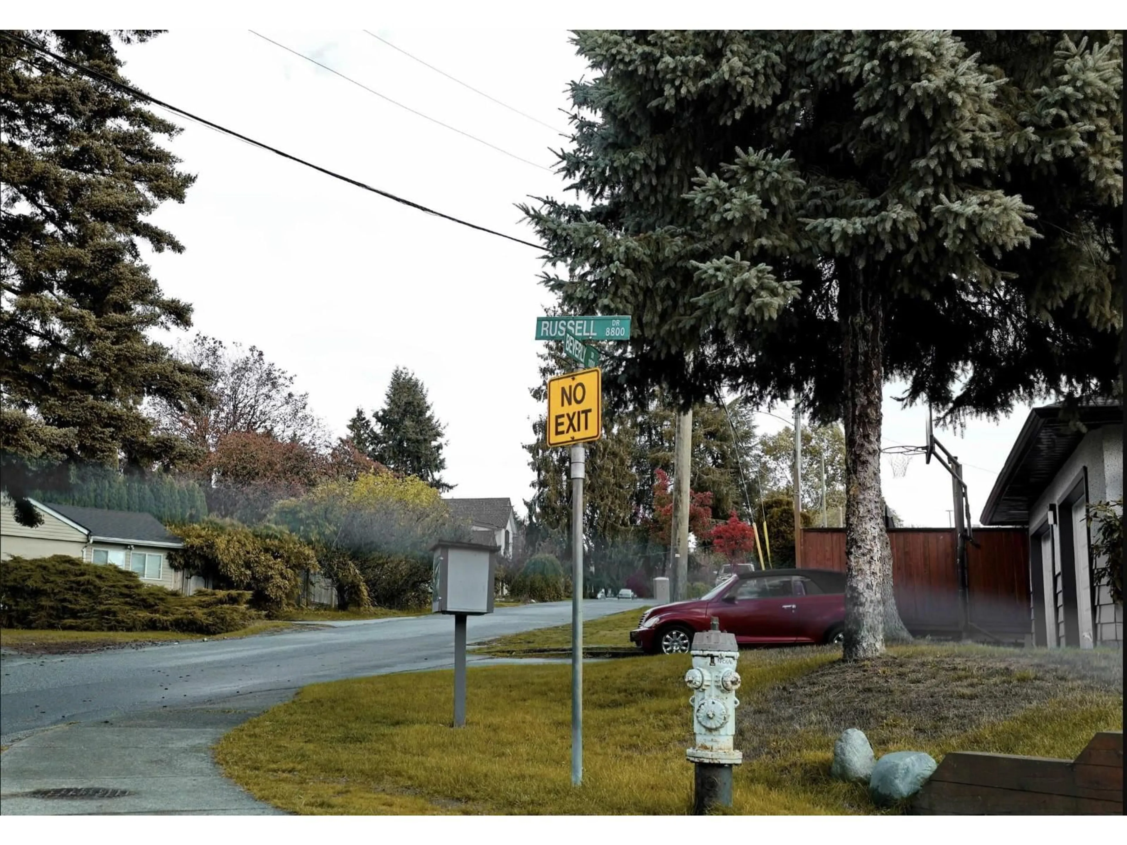 Blurry image for 8824 RUSSELL DRIVE, Delta British Columbia V4C4P7