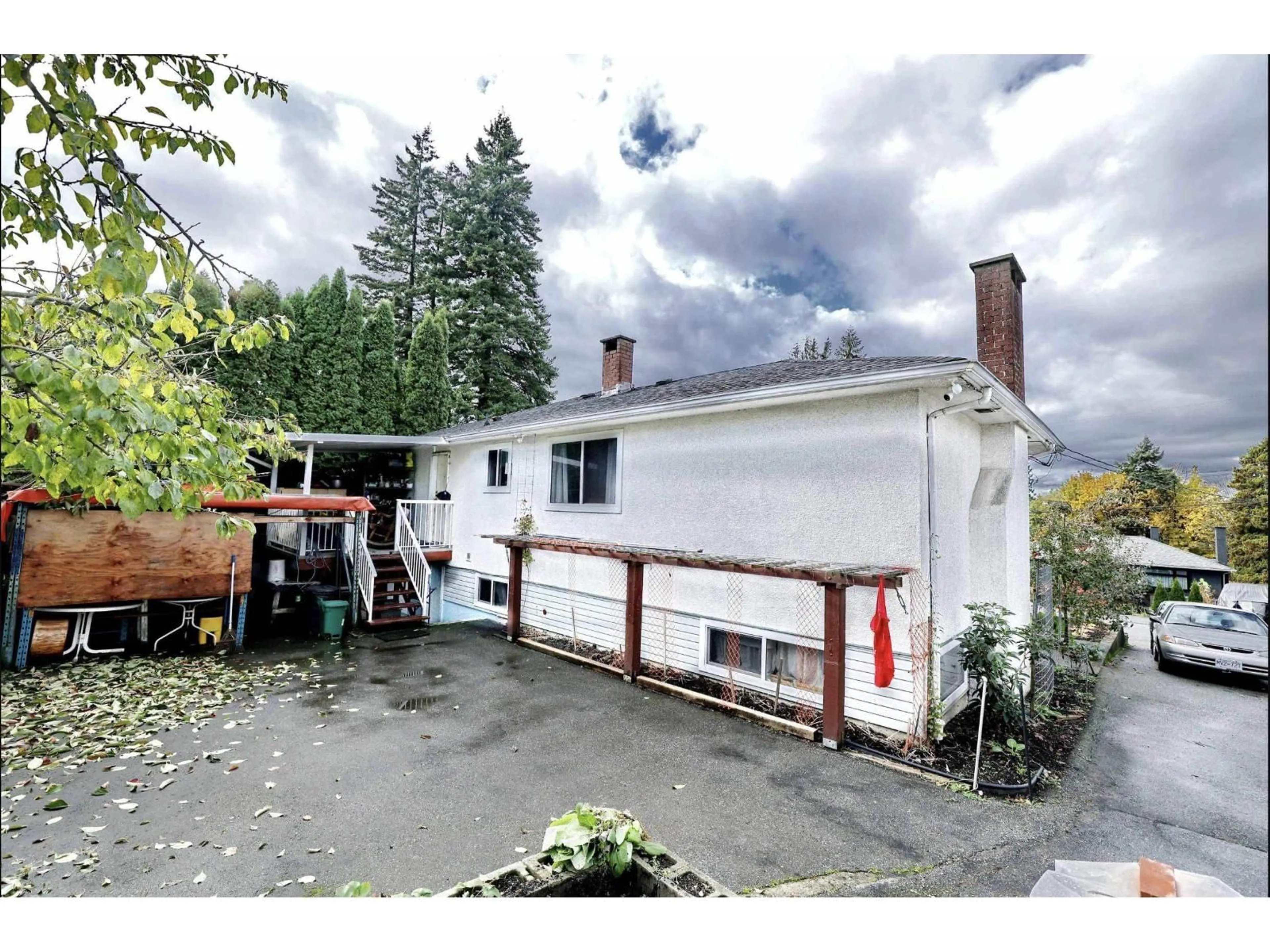 Unknown for 8824 RUSSELL DRIVE, Delta British Columbia V4C4P7