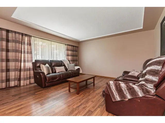 46439 STRATHCONA ROAD, Chilliwack 4