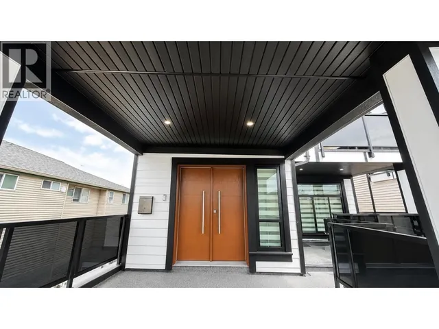 341 JOHNSTON STREET, New Westminster 2