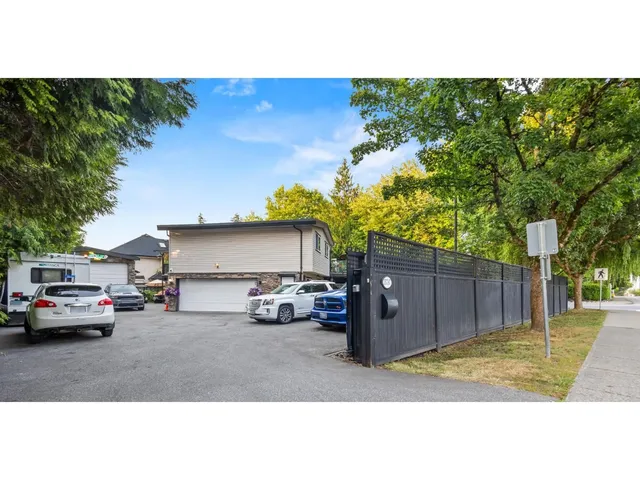 15797 92 AVENUE, Surrey 3