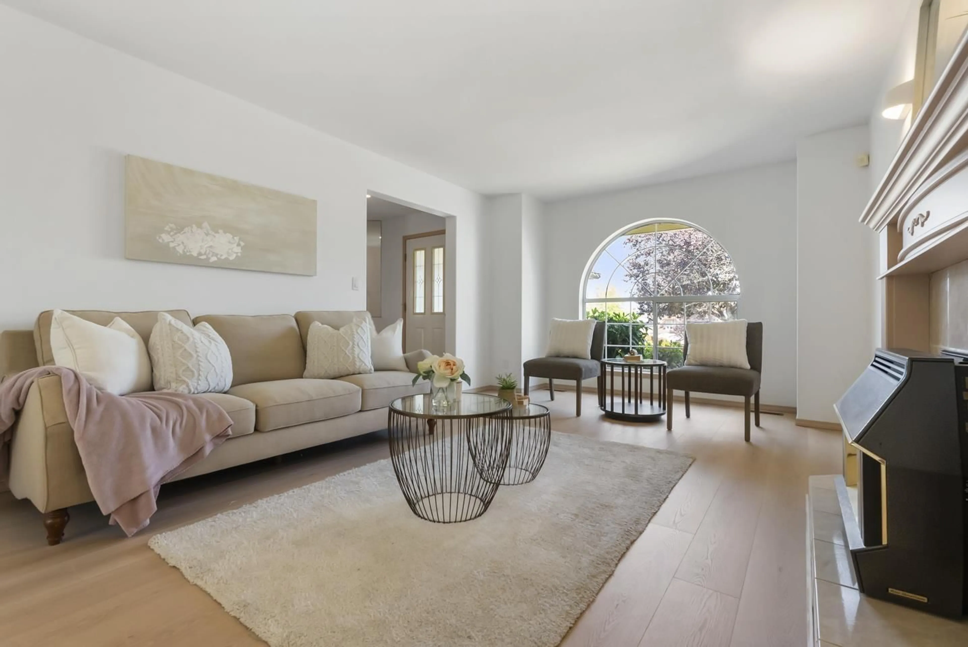 Living room with furniture, unknown for 21549 85B COURT, Langley British Columbia V1M2G4