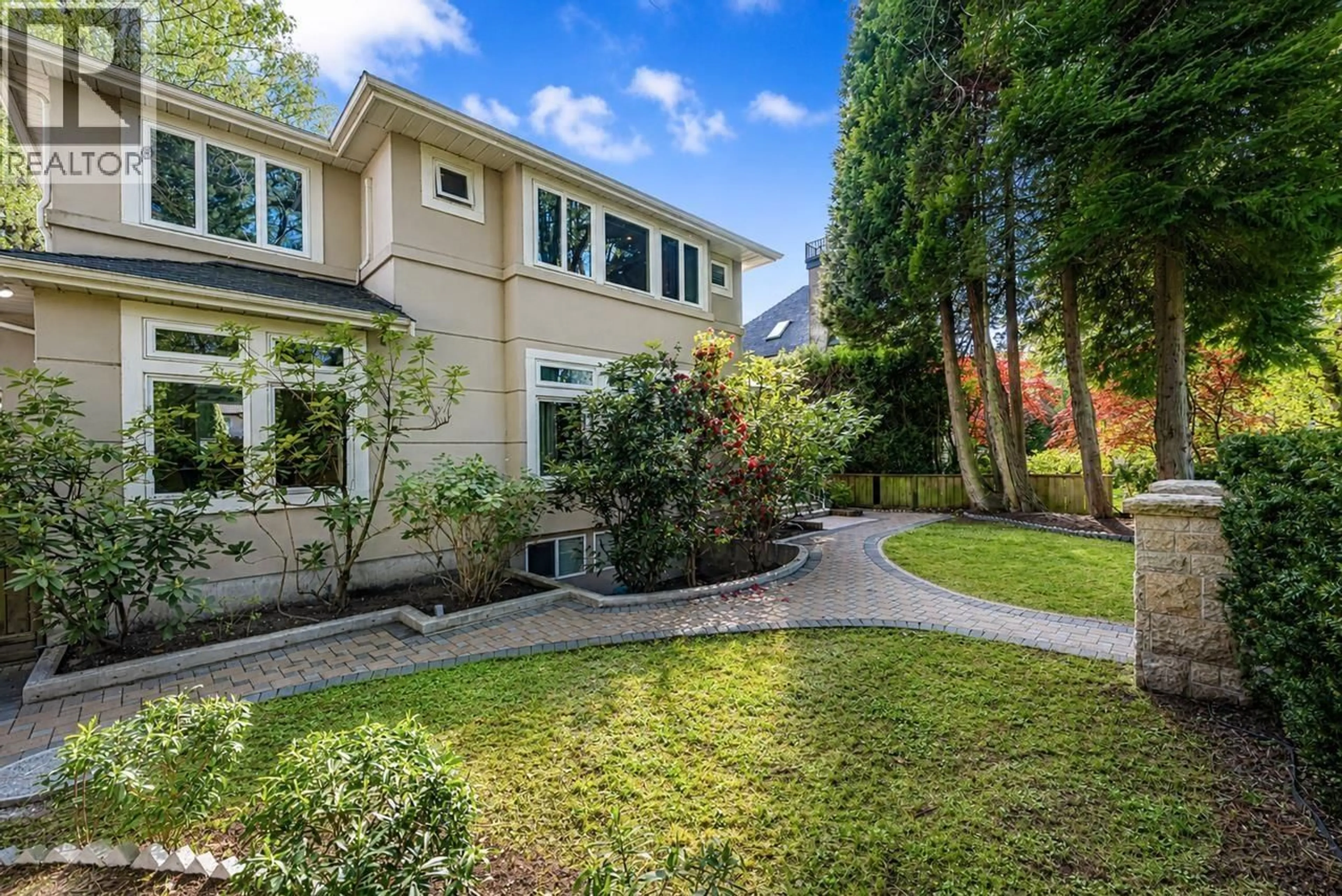 Unknown for 2374 35TH AVENUE, Vancouver British Columbia V6M1J6