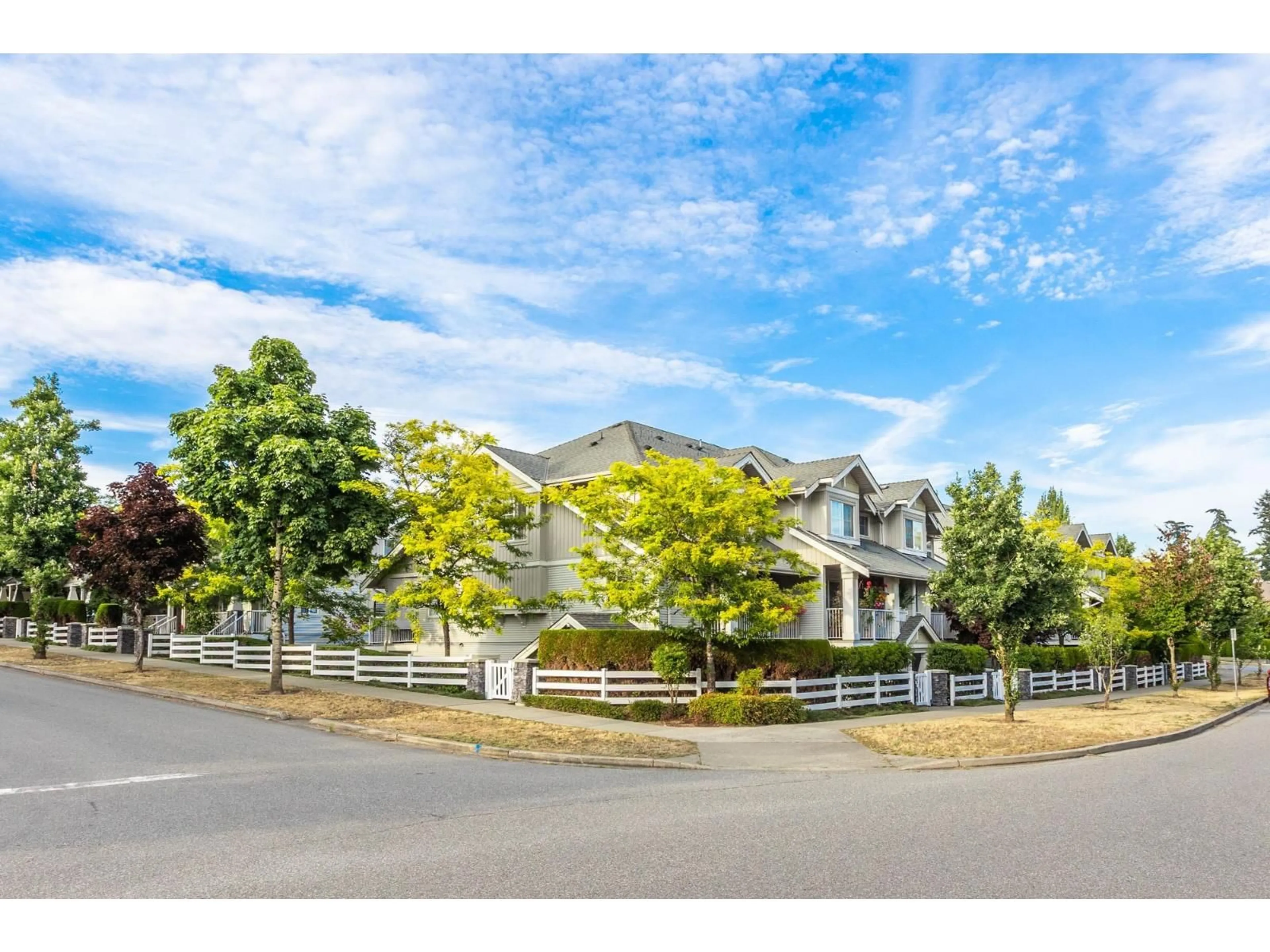 A pic from outside/outdoor area/front of a property/back of a property/a pic from drone, mountain view for 42 - 6568 193B STREET, Surrey British Columbia V4N5S2