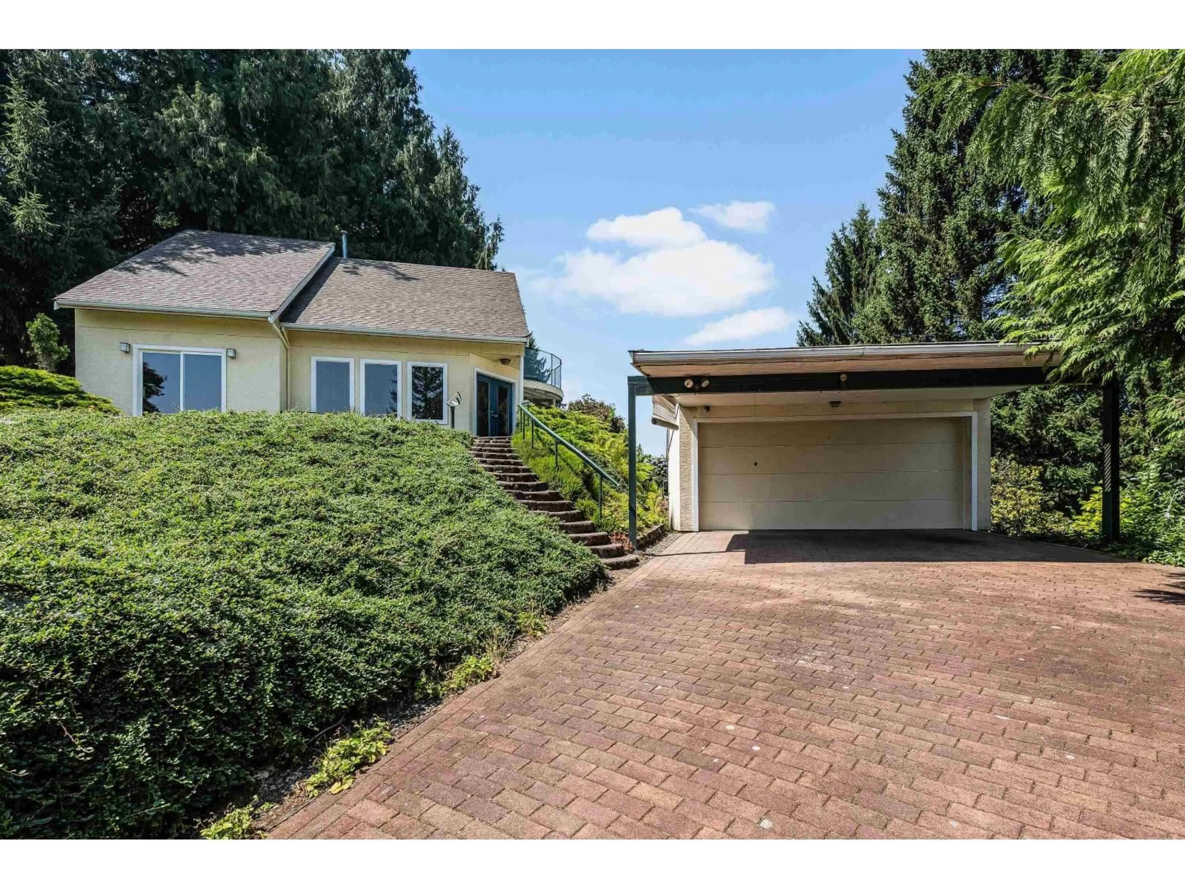 Unknown for 10021 FALCON CRESCENT, Chilliwack British Columbia V2P7R3