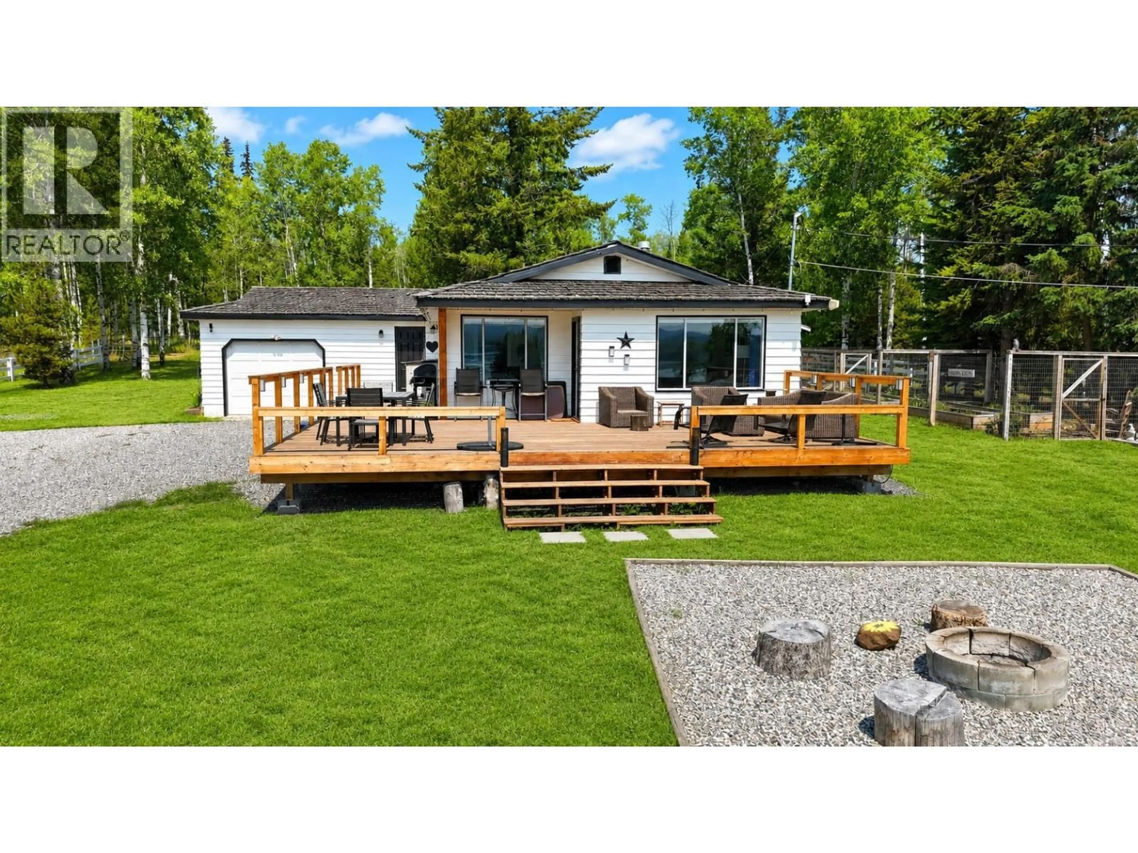Home with vinyl exterior material, water/lake/river/ocean view for 6283 GREEN LAKE NORTH ROAD, 70 Mile House British Columbia V0K2K1