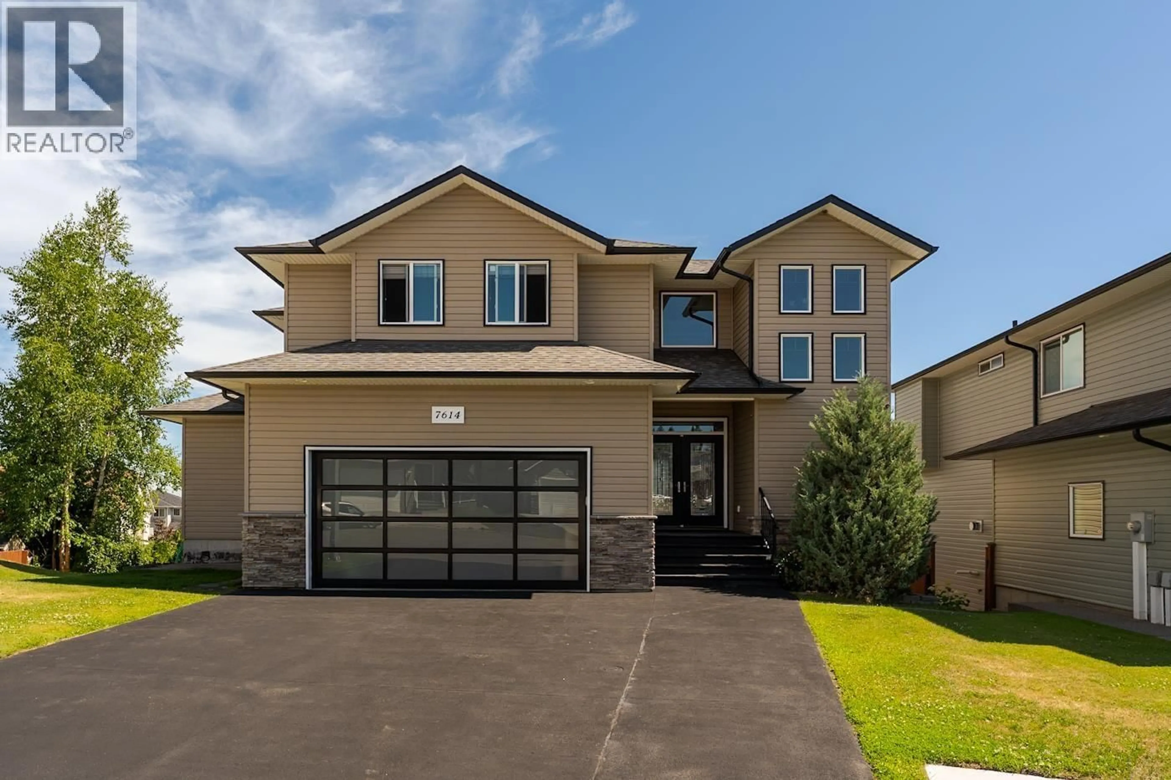 Home with vinyl exterior material, street for 7614 ST. ANDREW COURT, Prince George British Columbia V2N0B6