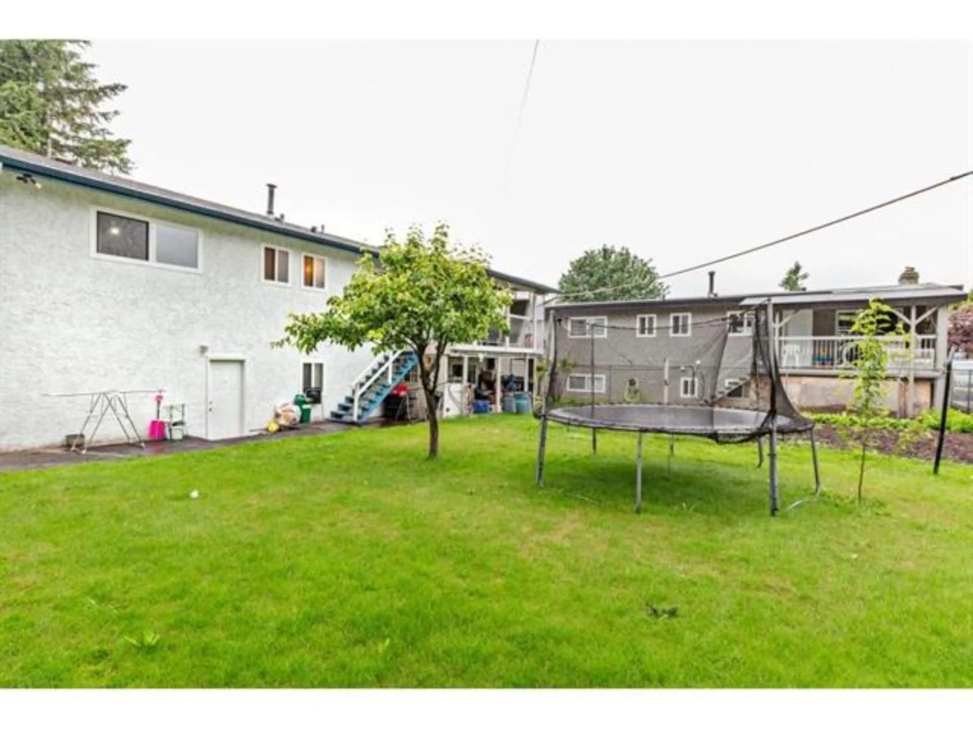 Patio, street for 1940 CORDOVA COURT, Abbotsford British Columbia V2T4H7