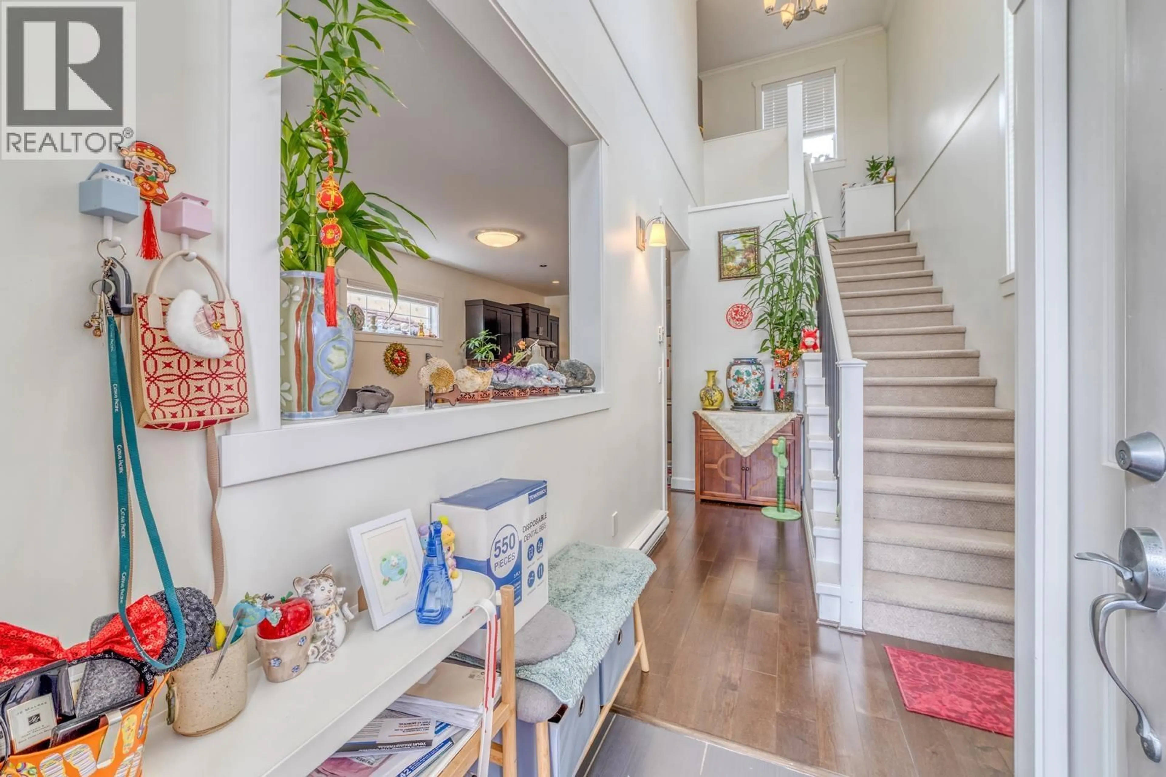 Indoor entryway for 7680 ACHESON ROAD, Richmond British Columbia V6Y1M9