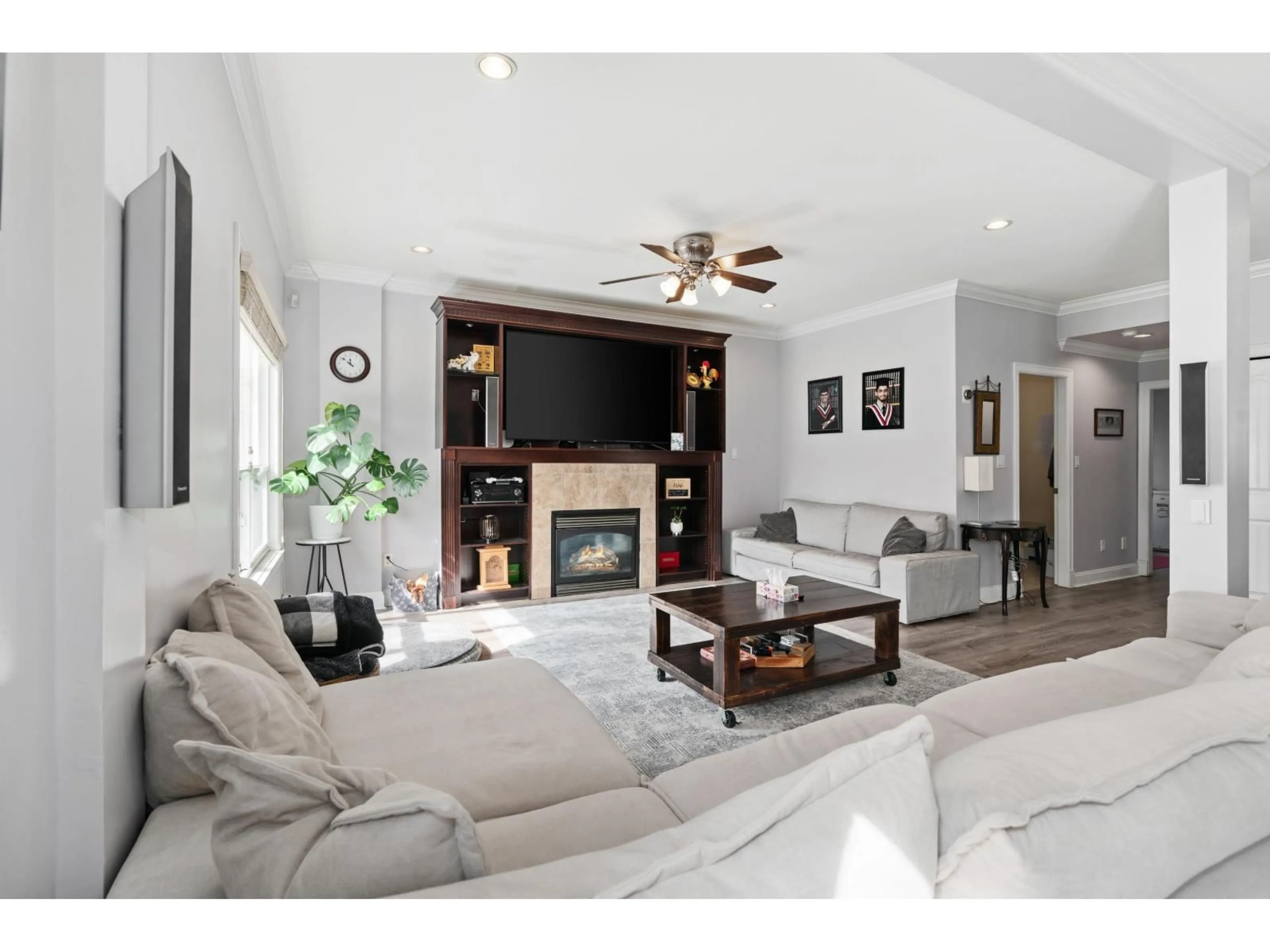 Living room with furniture, unknown for 11288 87A AVENUE, Delta British Columbia V4C3A6