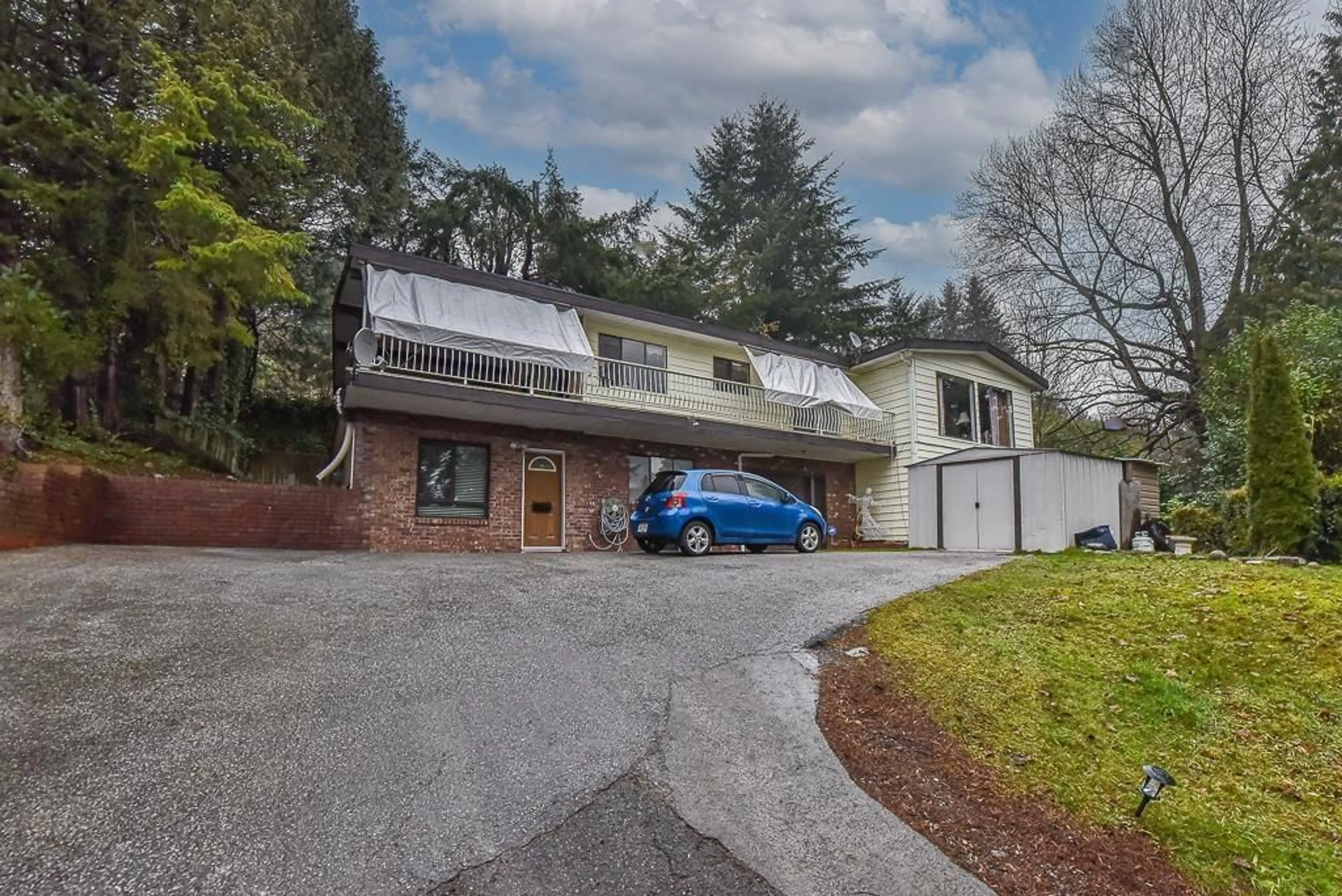 A pic from outside/outdoor area/front of a property/back of a property/a pic from drone, street for 13243 COULTHARD ROAD, Surrey British Columbia V3X3E5