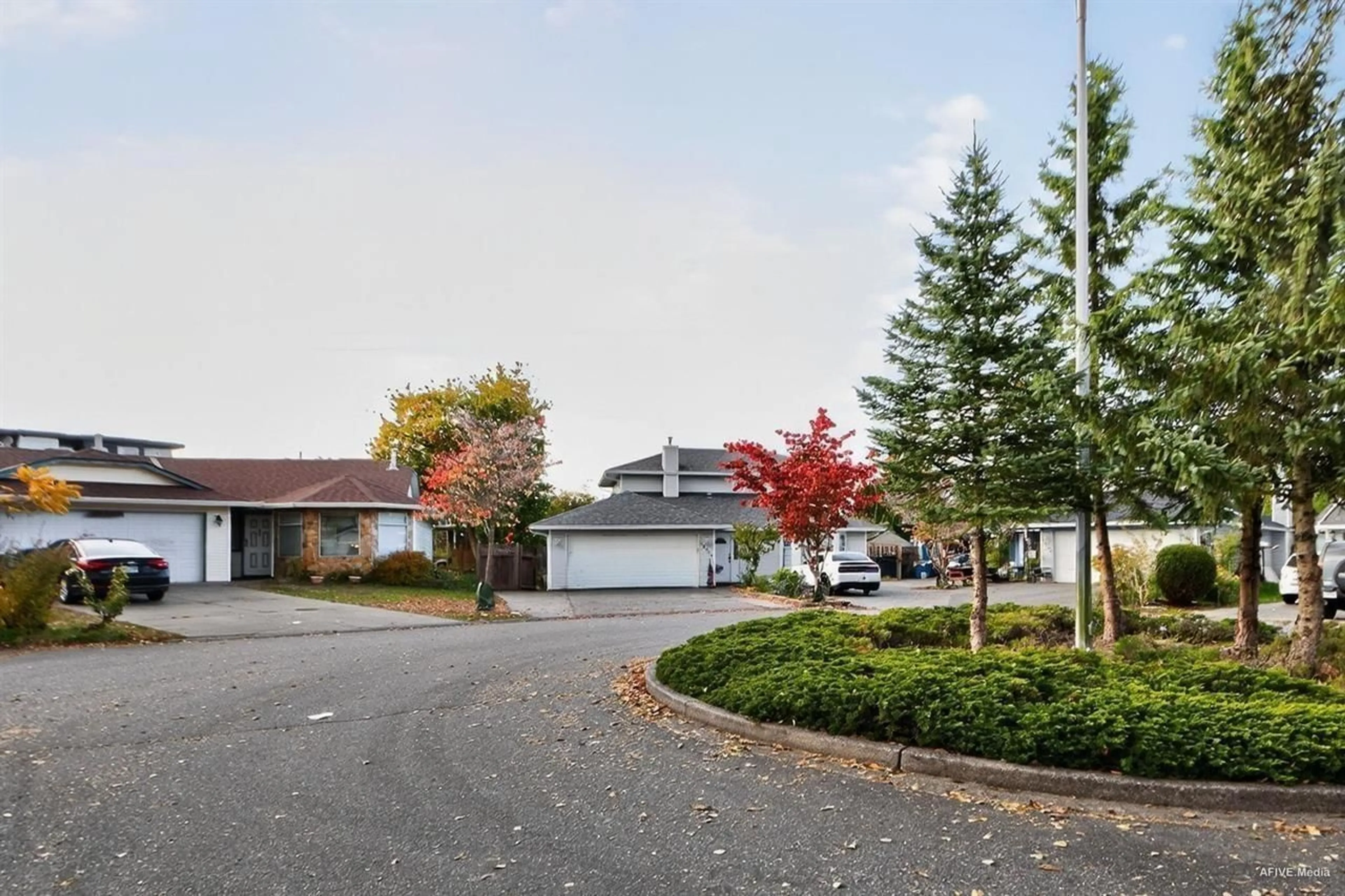 A pic from outside/outdoor area/front of a property/back of a property/a pic from drone, street for 12079 84A AVENUE, Surrey British Columbia V3W0S7