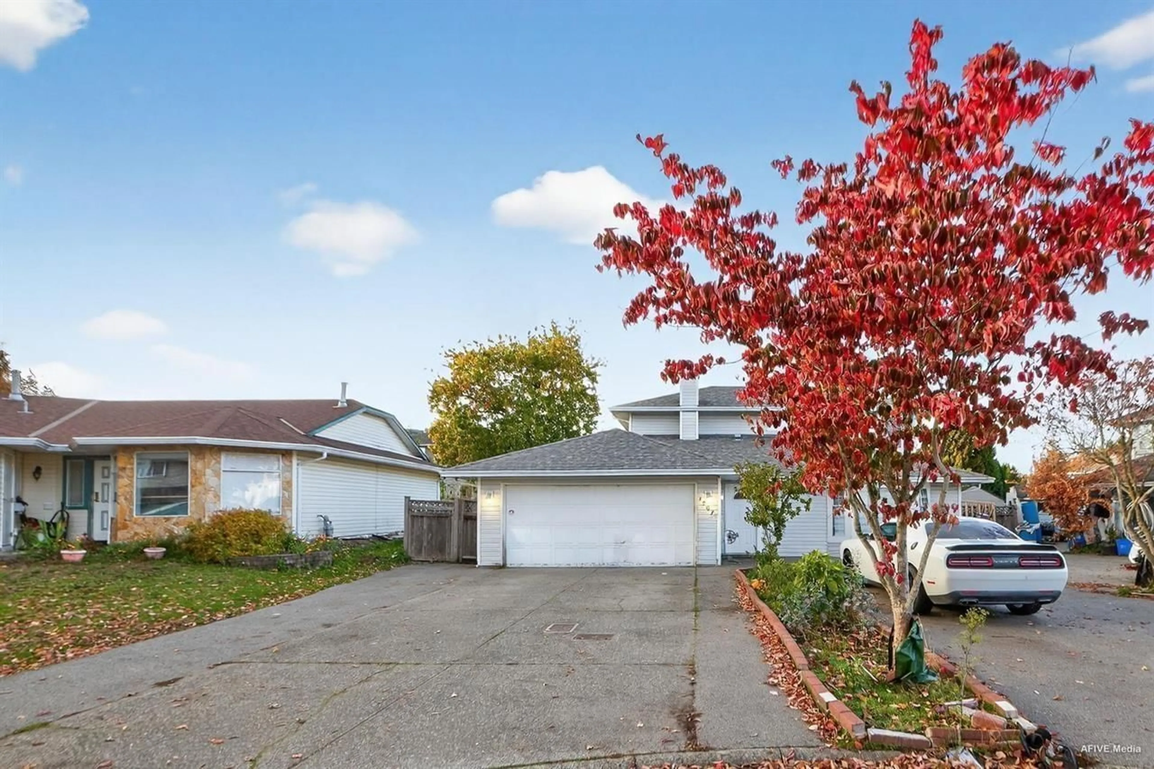 A pic from outside/outdoor area/front of a property/back of a property/a pic from drone, street for 12079 84A AVENUE, Surrey British Columbia V3W0S7