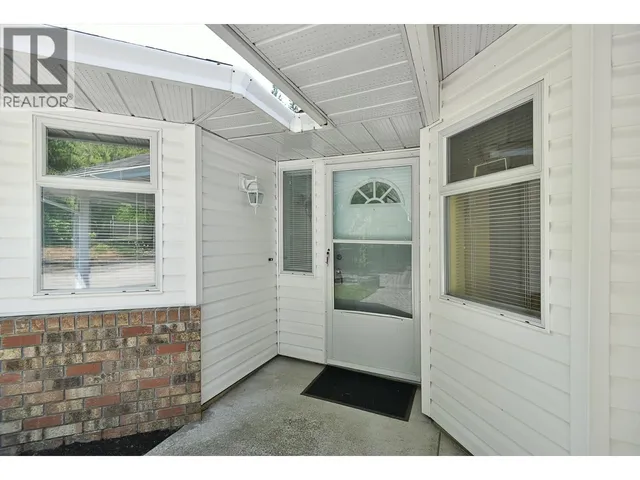 4 - 783 REED ROAD, Gibsons 3