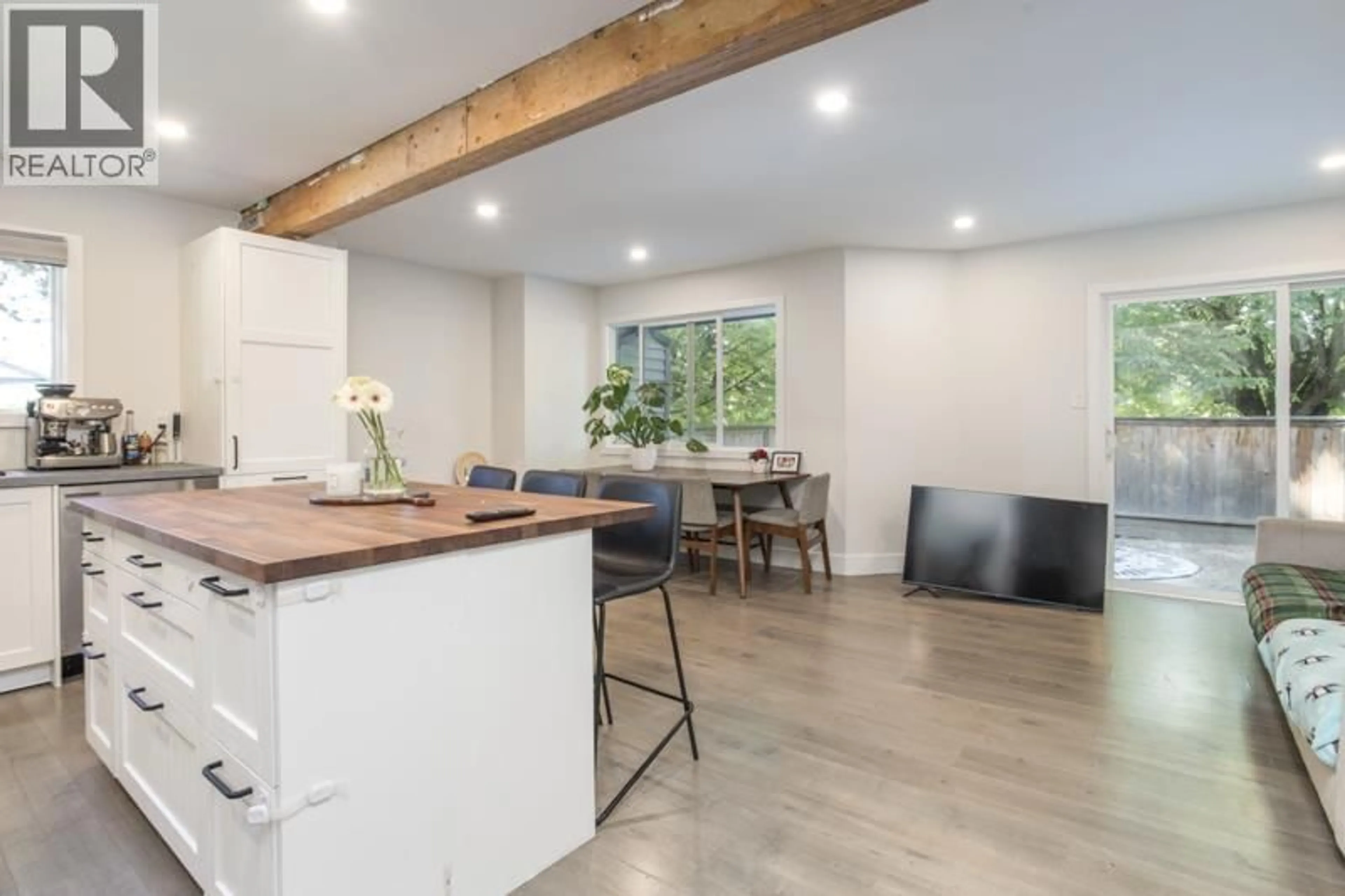 Open concept kitchen, unknown for 55 - 12180 189A STREET, Pitt Meadows British Columbia V3Y1V8