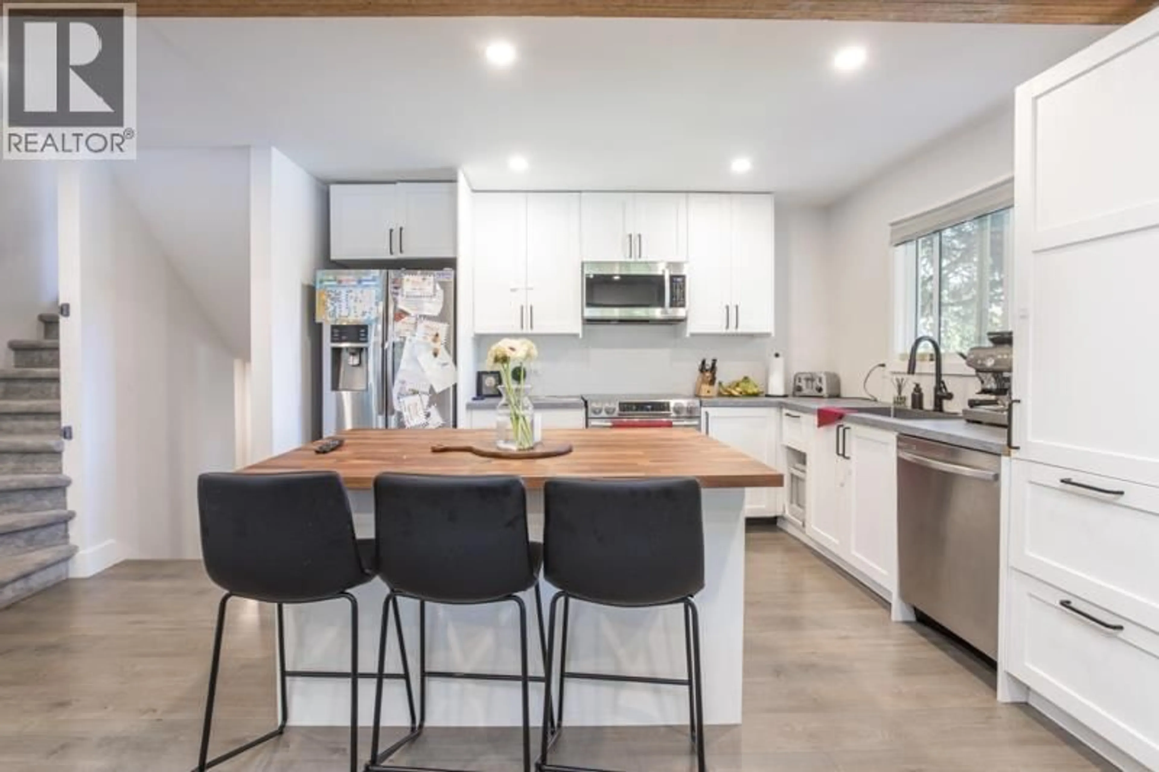Open concept kitchen, unknown for 55 - 12180 189A STREET, Pitt Meadows British Columbia V3Y1V8