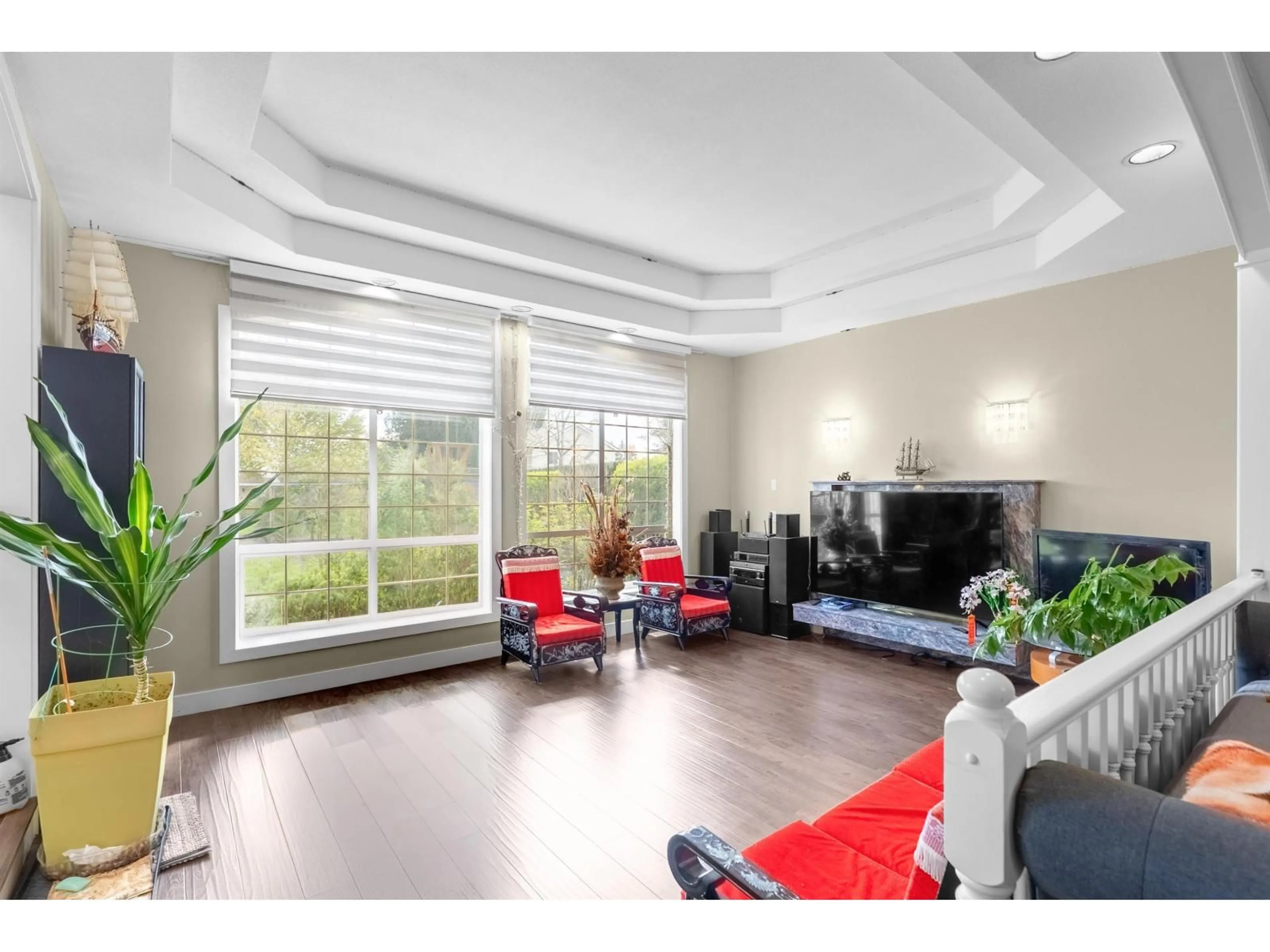 Living room with furniture, unknown for 9671 157 STREET, Surrey British Columbia V4N2T2