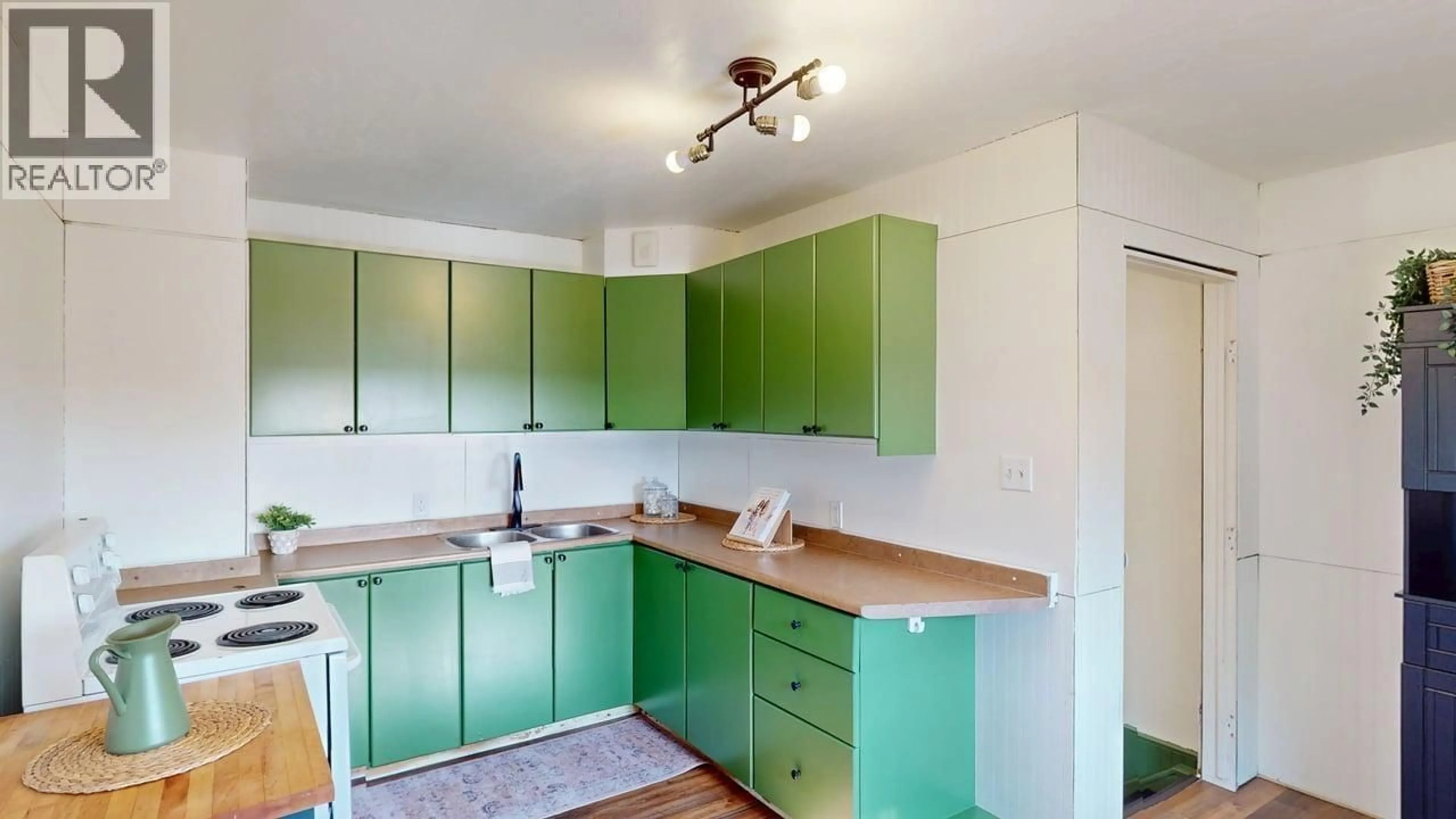 Standard kitchen, unknown for 9615 96 STREET, Fort St. John British Columbia V1J3N7