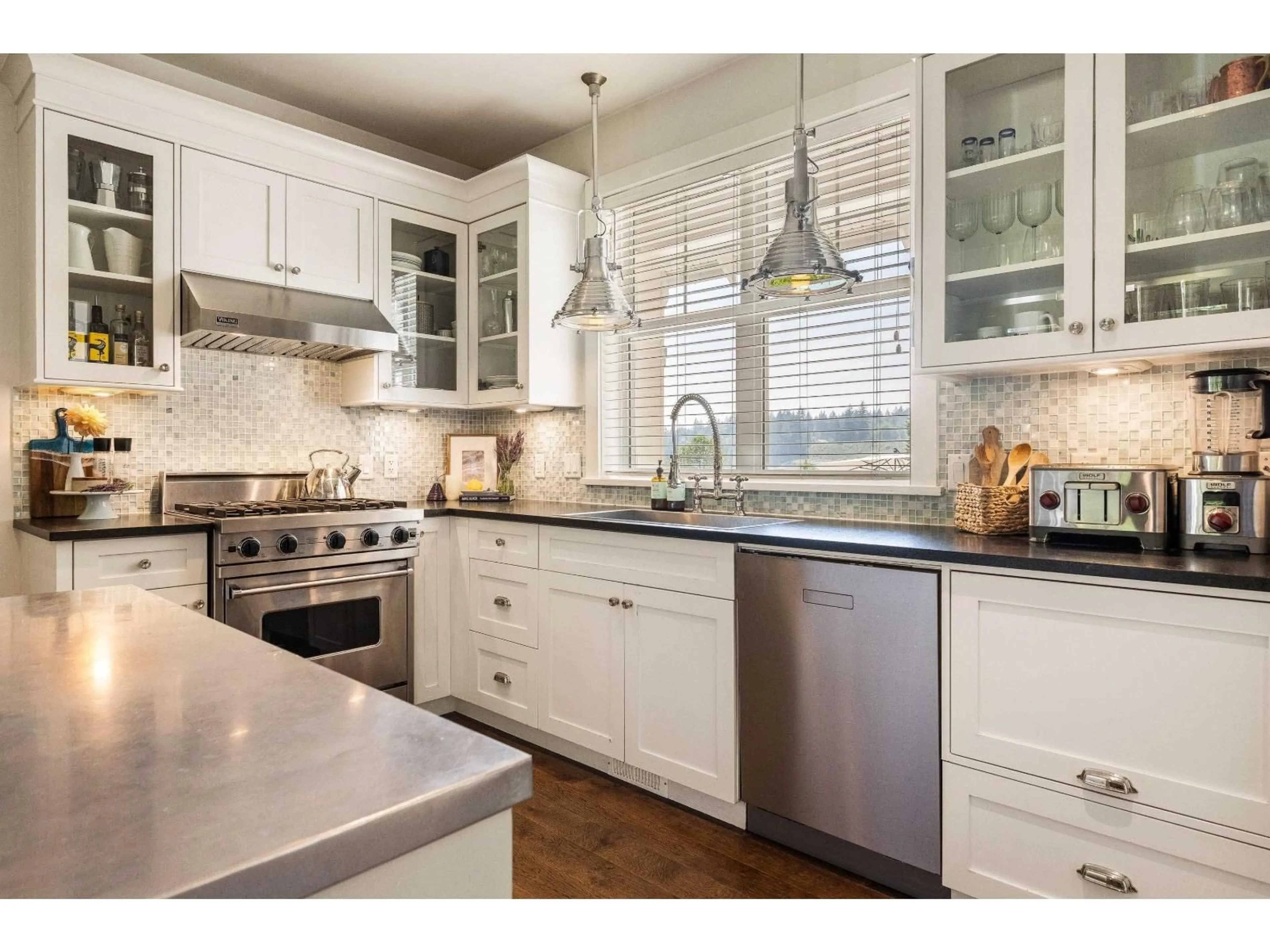 Open concept kitchen, ceramic/tile floor for 231 COLUMBIA VALLEY ROAD, Columbia Valley British Columbia V2R4X6