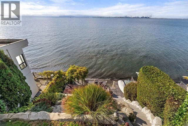 188 TSAWWASSEN BEACH ROAD, Delta 4