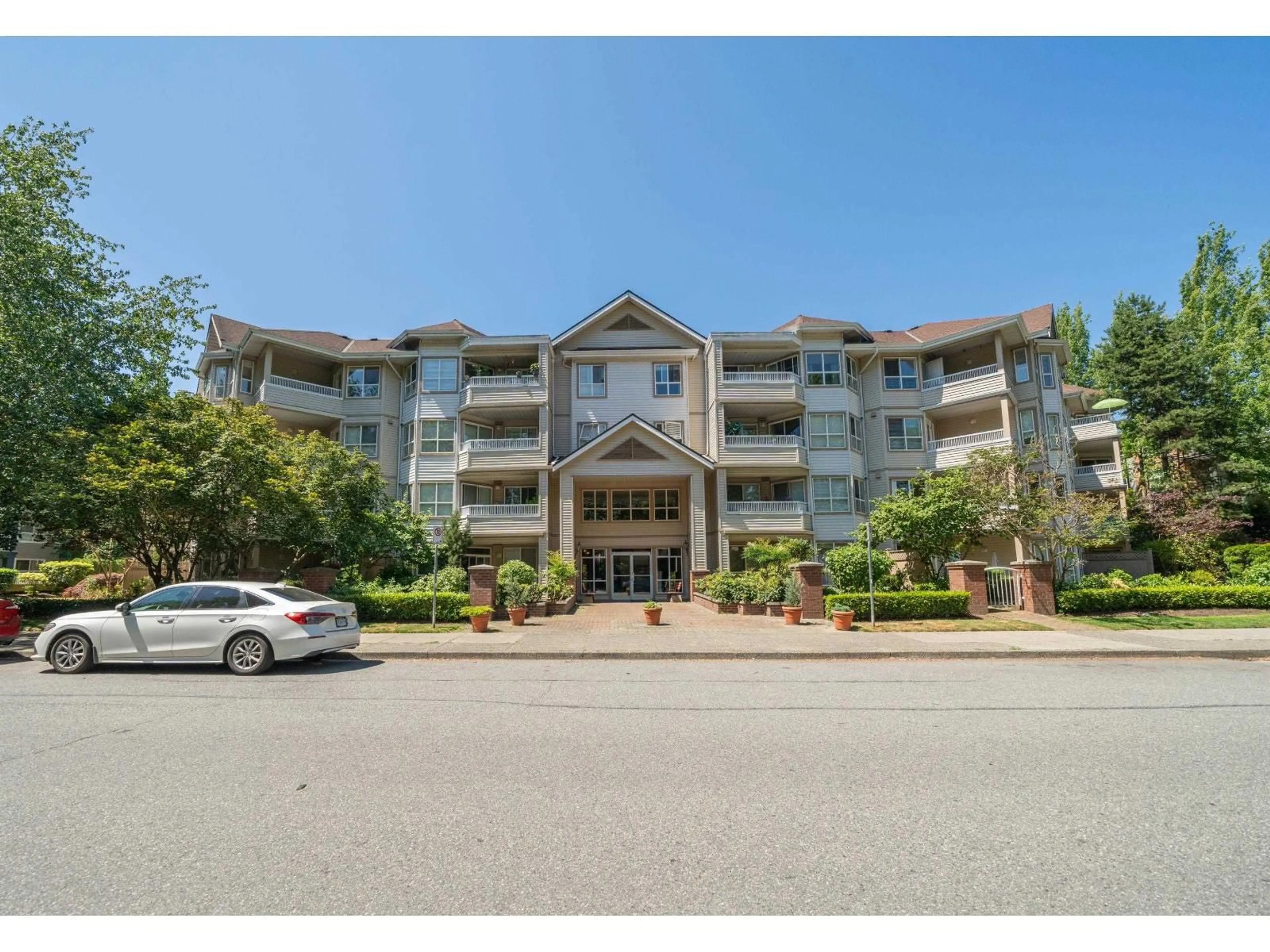 Unknown for 115 - 8139 121 A STREET, Surrey British Columbia V3W0Z2