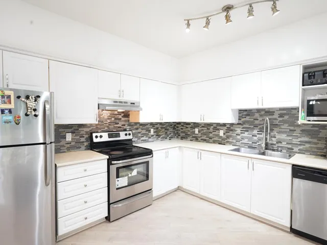 115 - 8139 121A STREET, Surrey 4