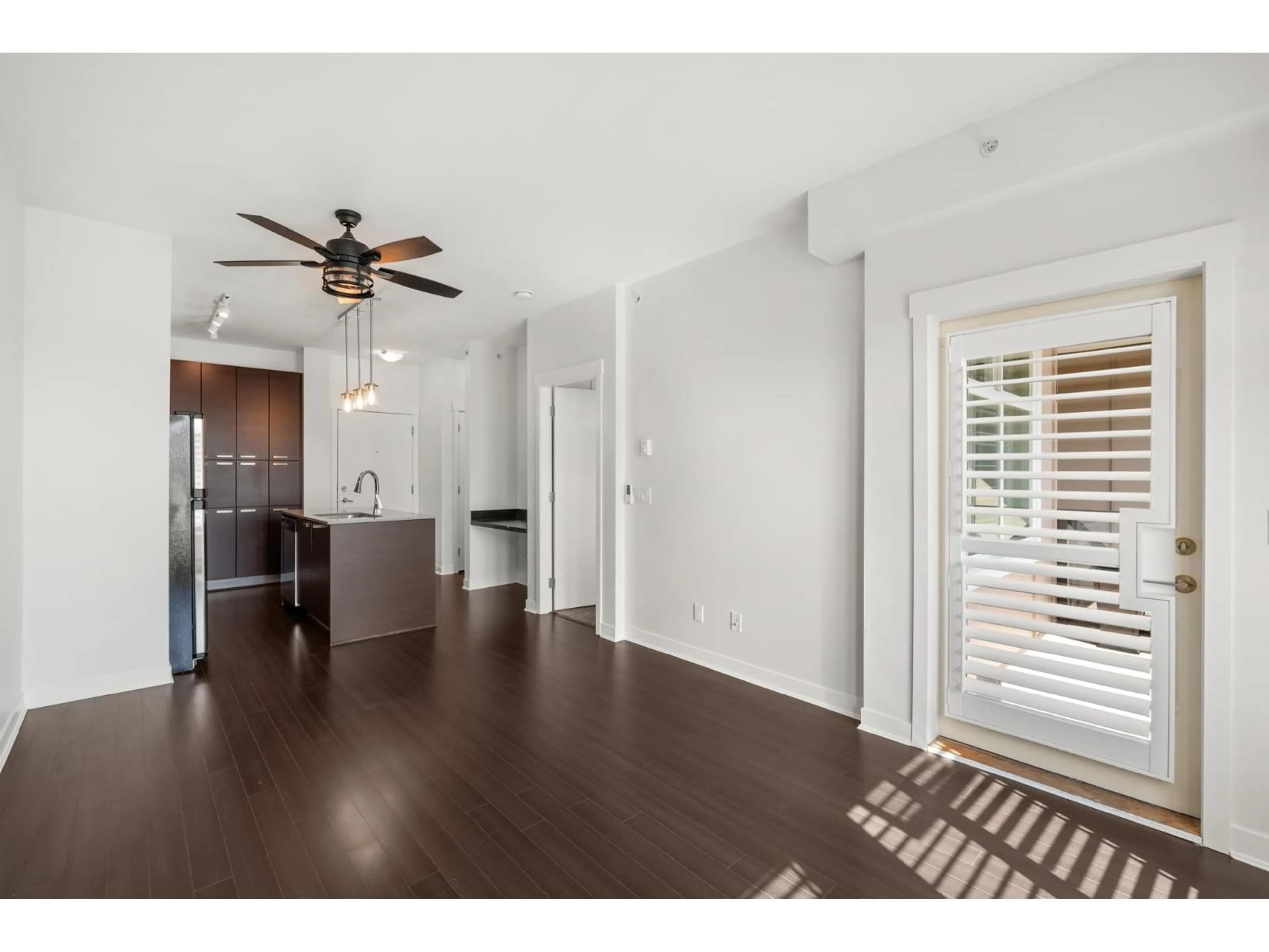 Unknown for 306 - 18818 68 AVENUE, Surrey British Columbia V4N6K2